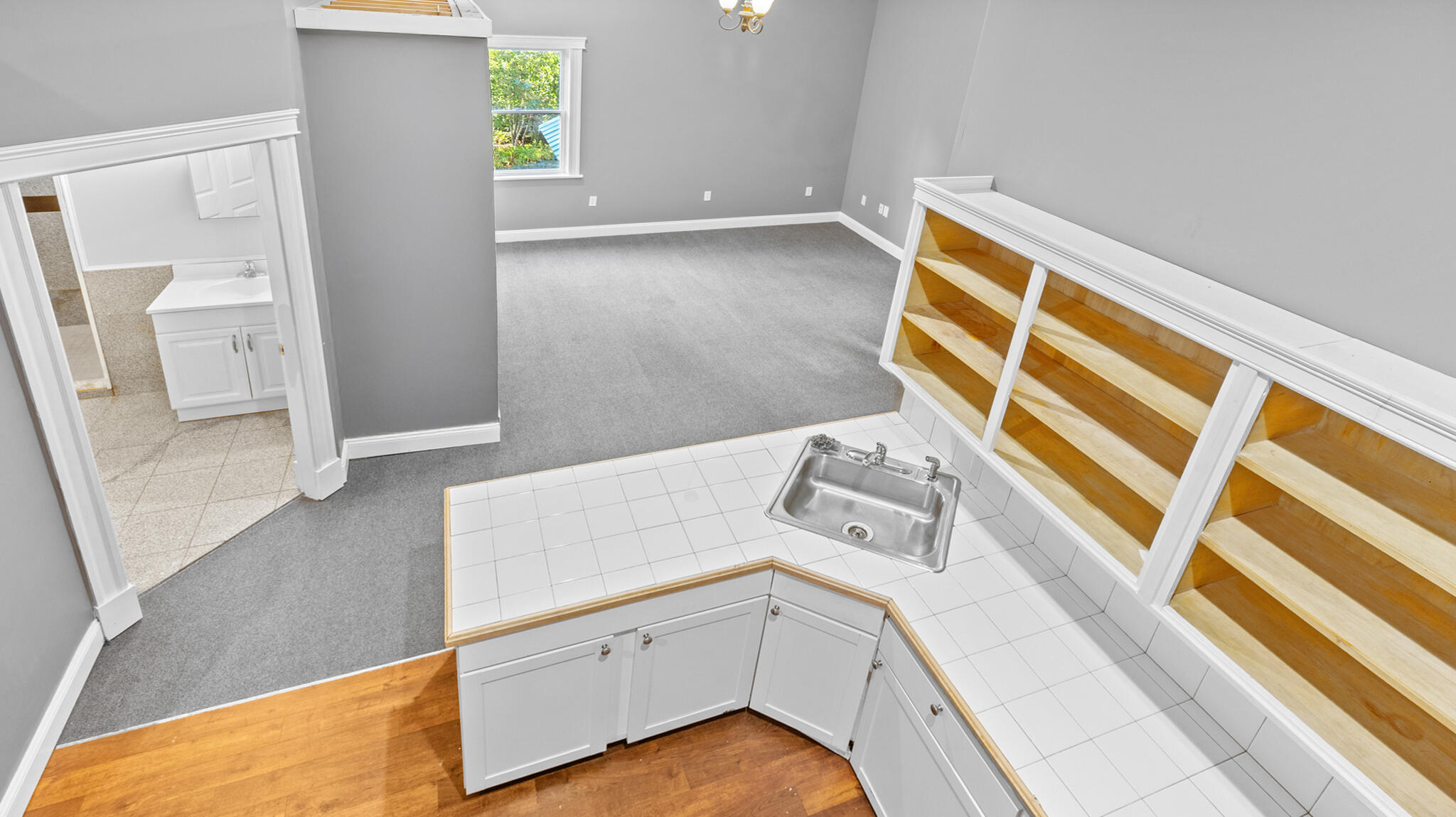 property viewer photo 64