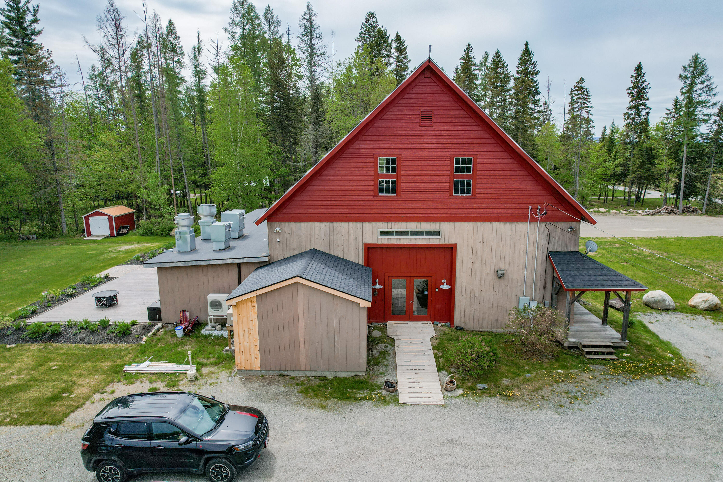 main property photo 20