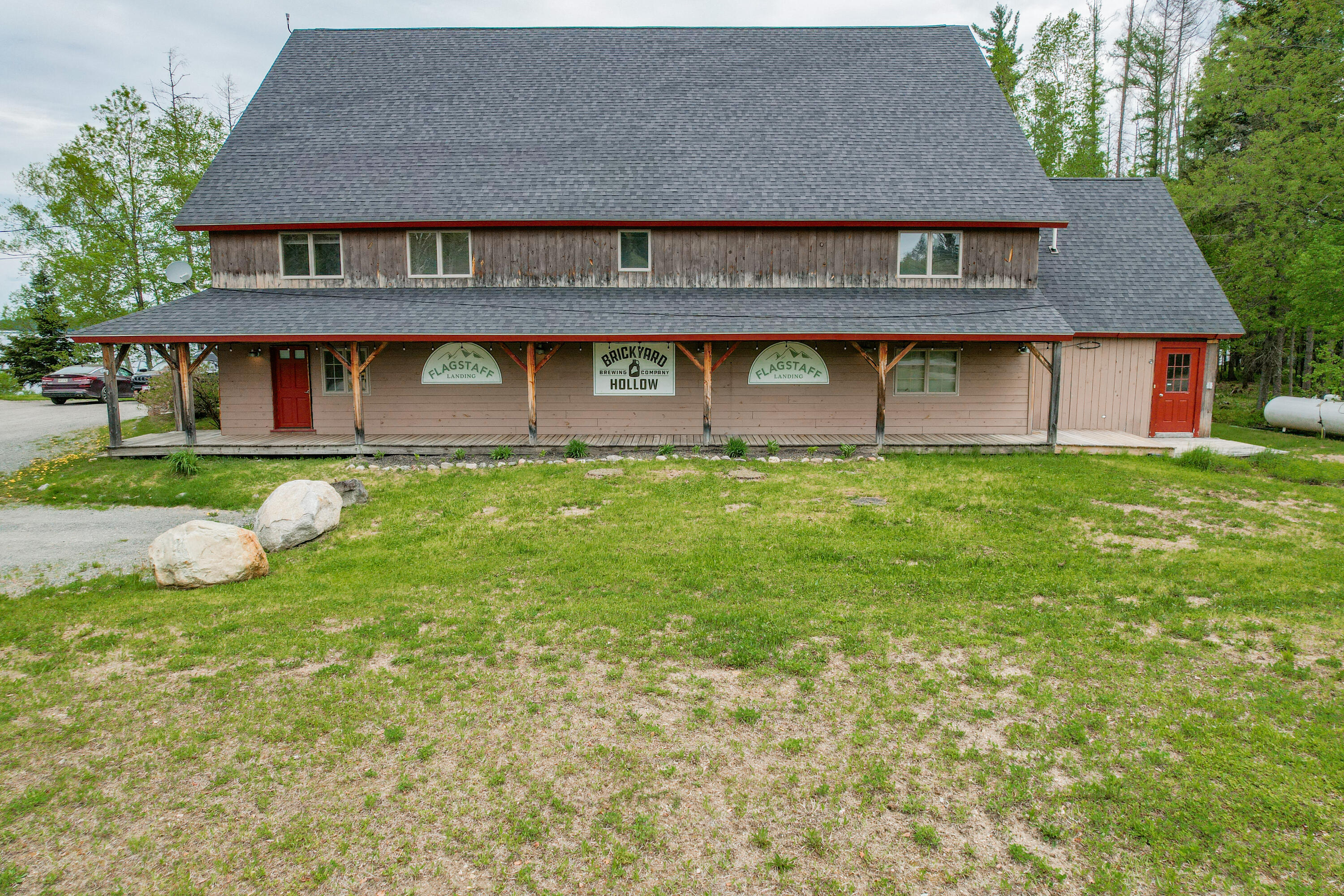 main property photo 30