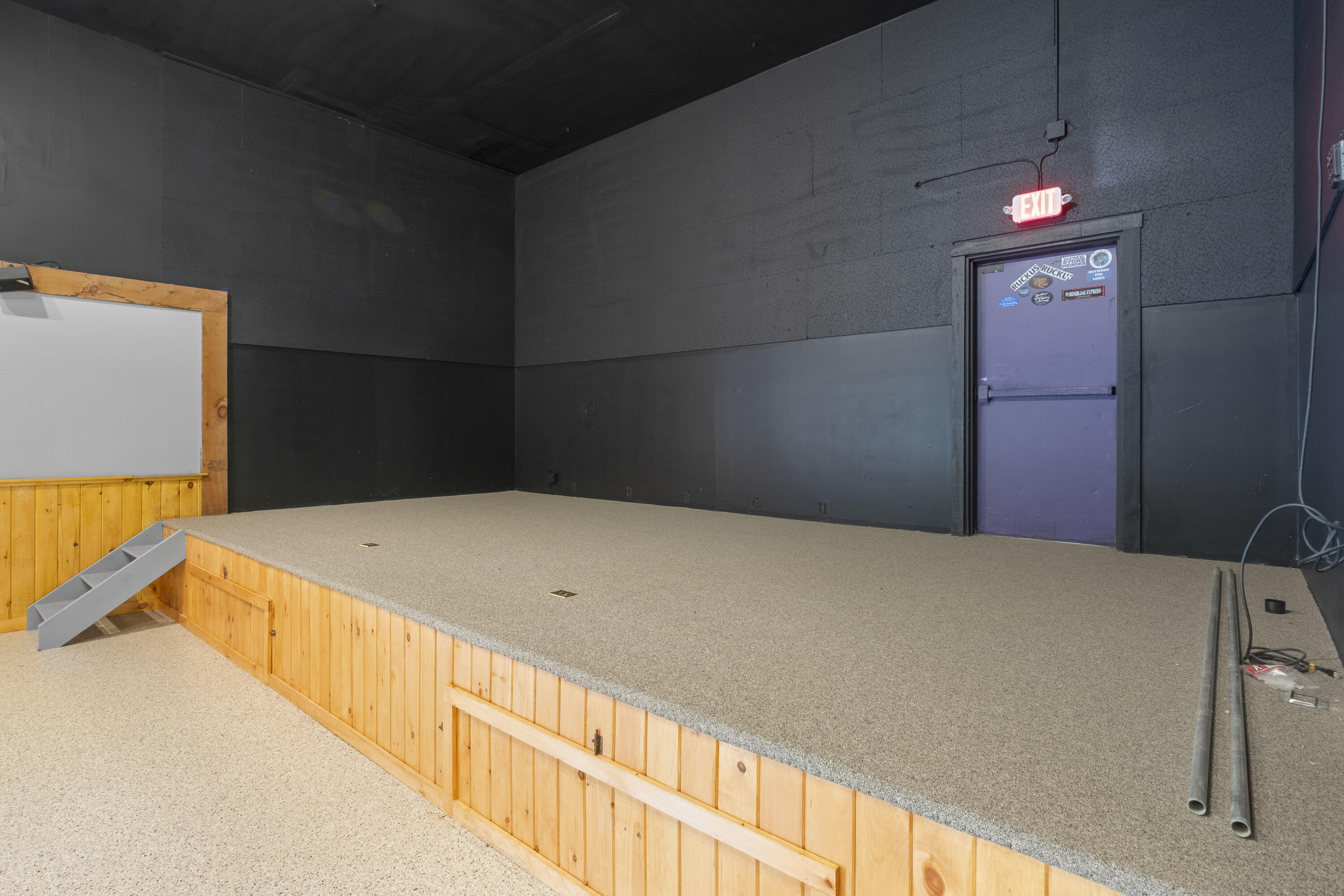 main property photo 29