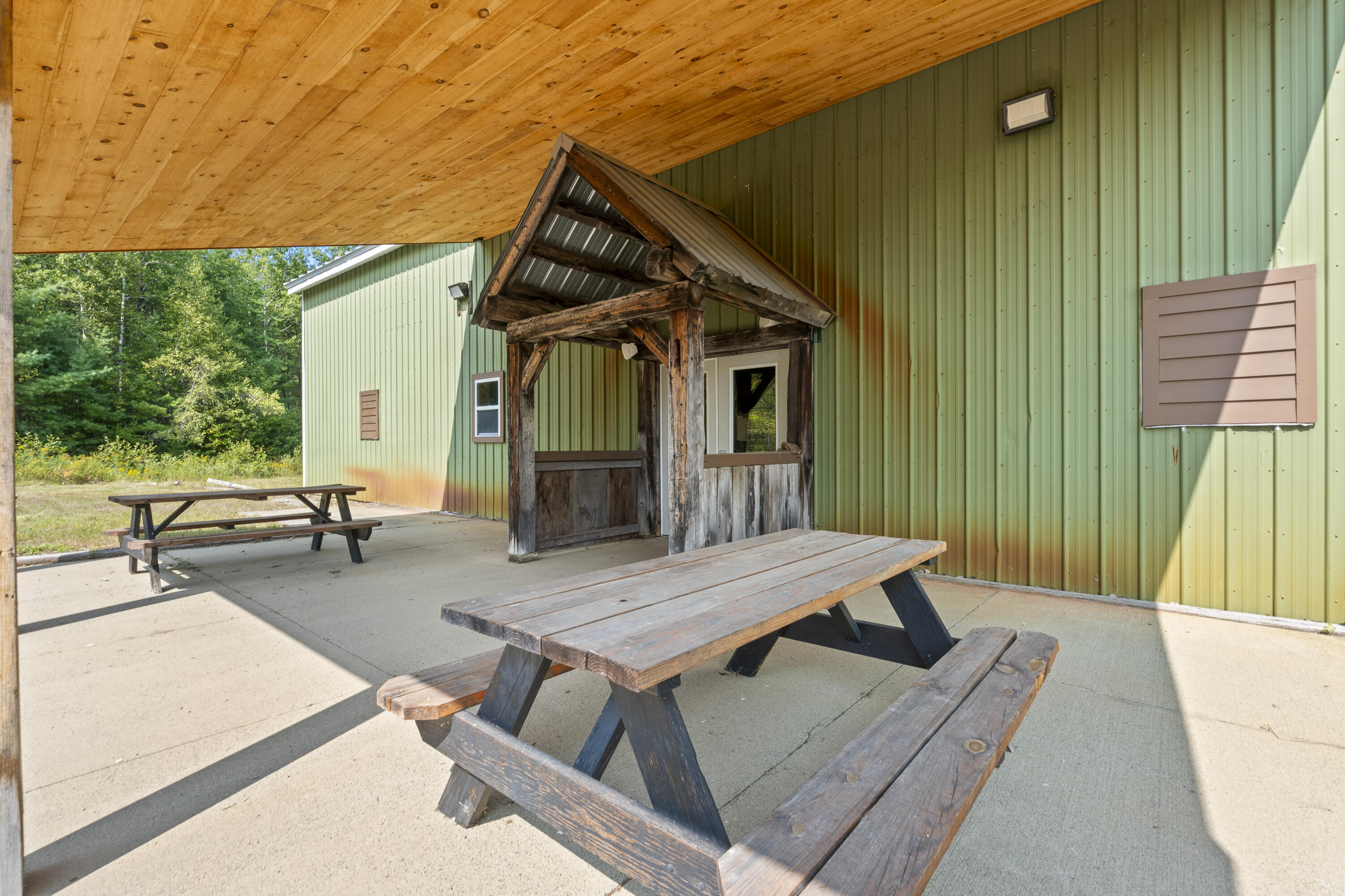 main property photo 35