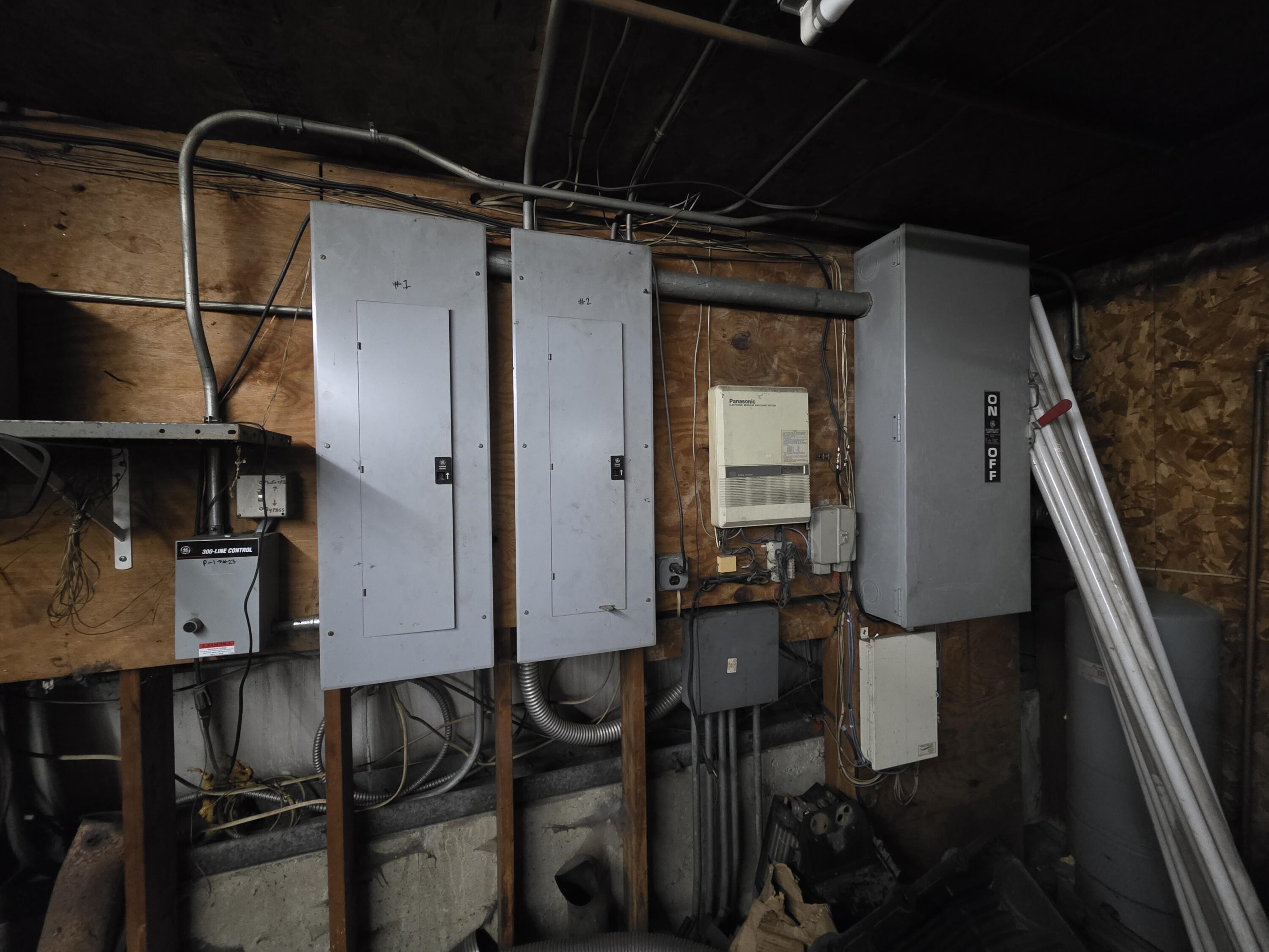 main property photo 22