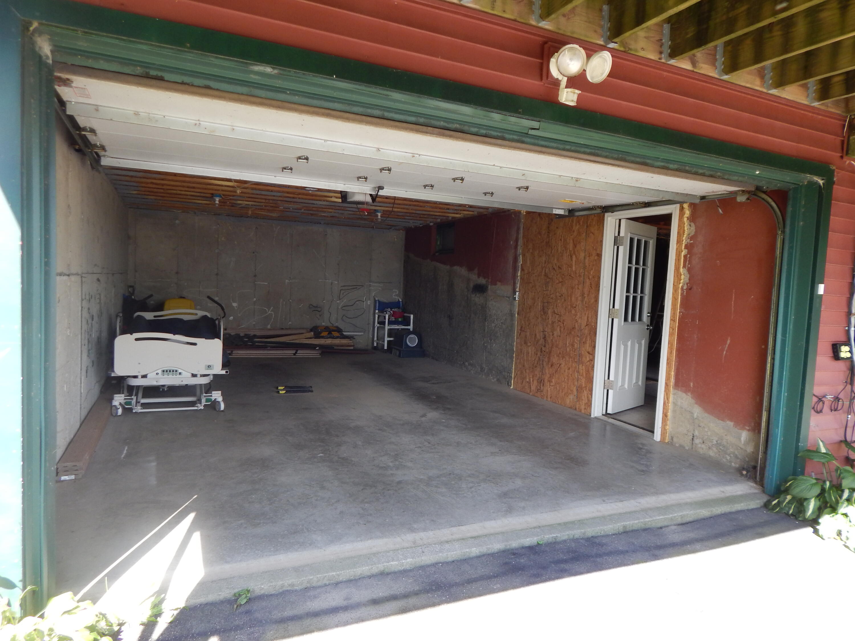 main property photo 62