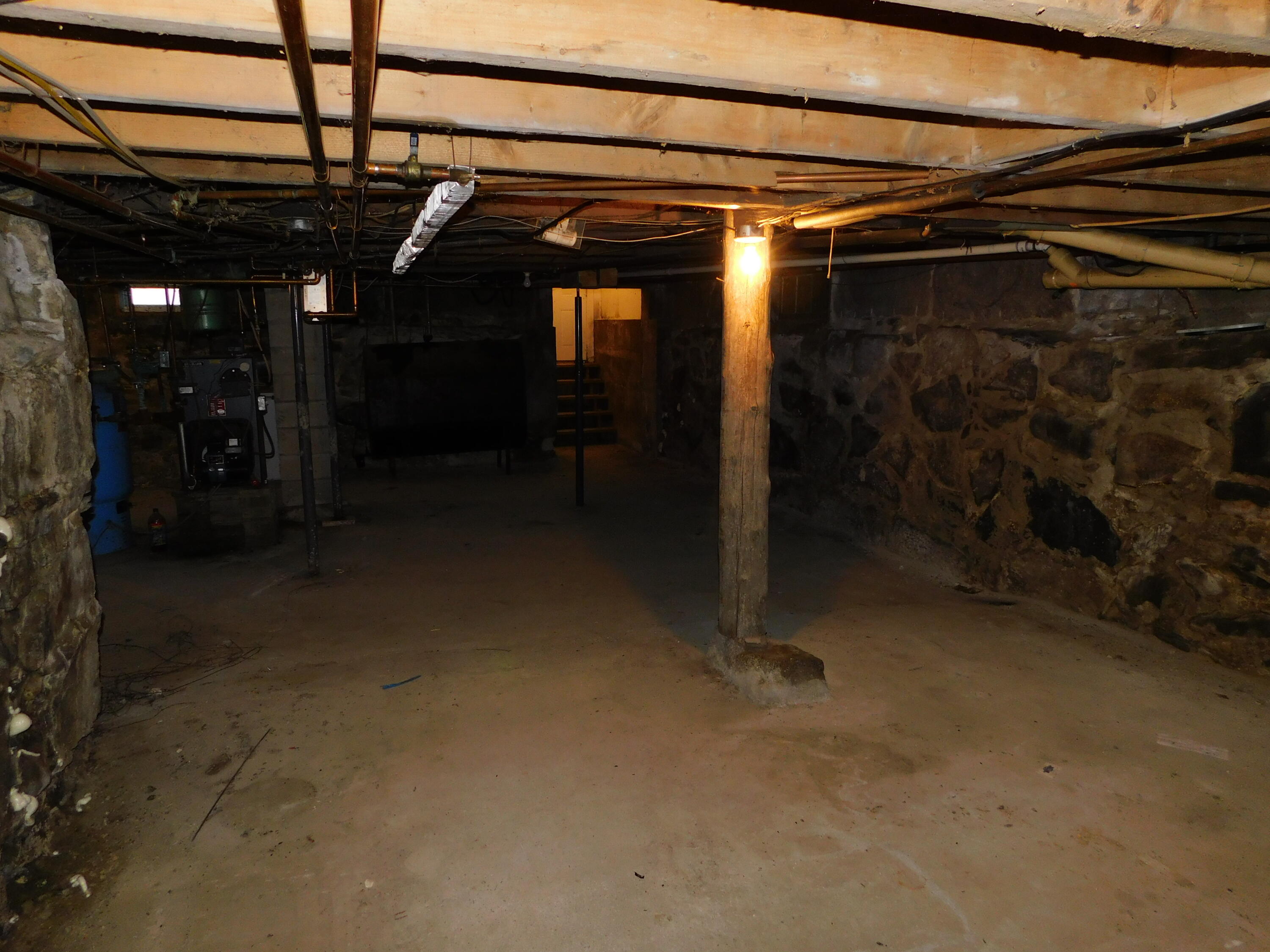 main property photo 45