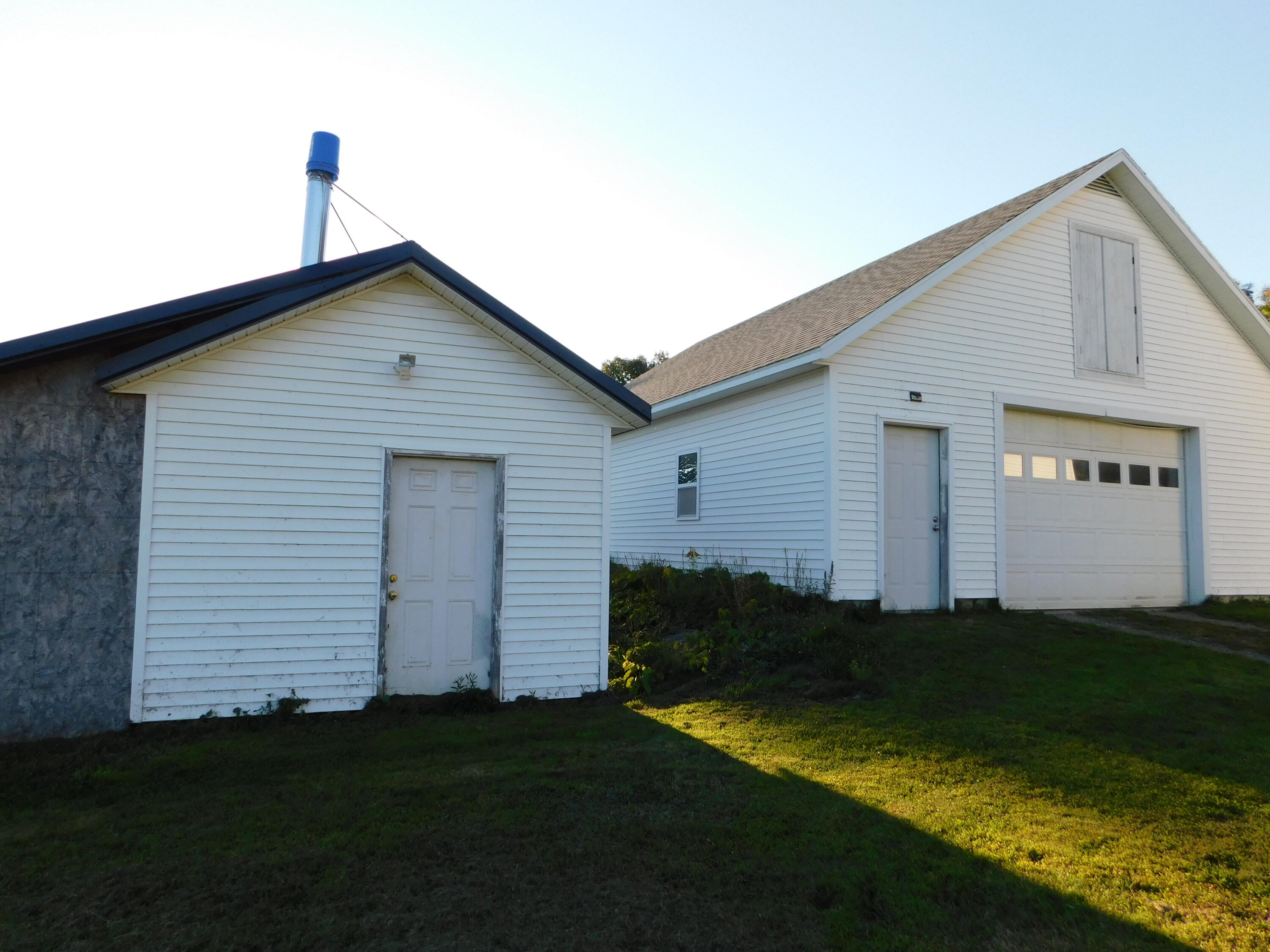 main property photo 54