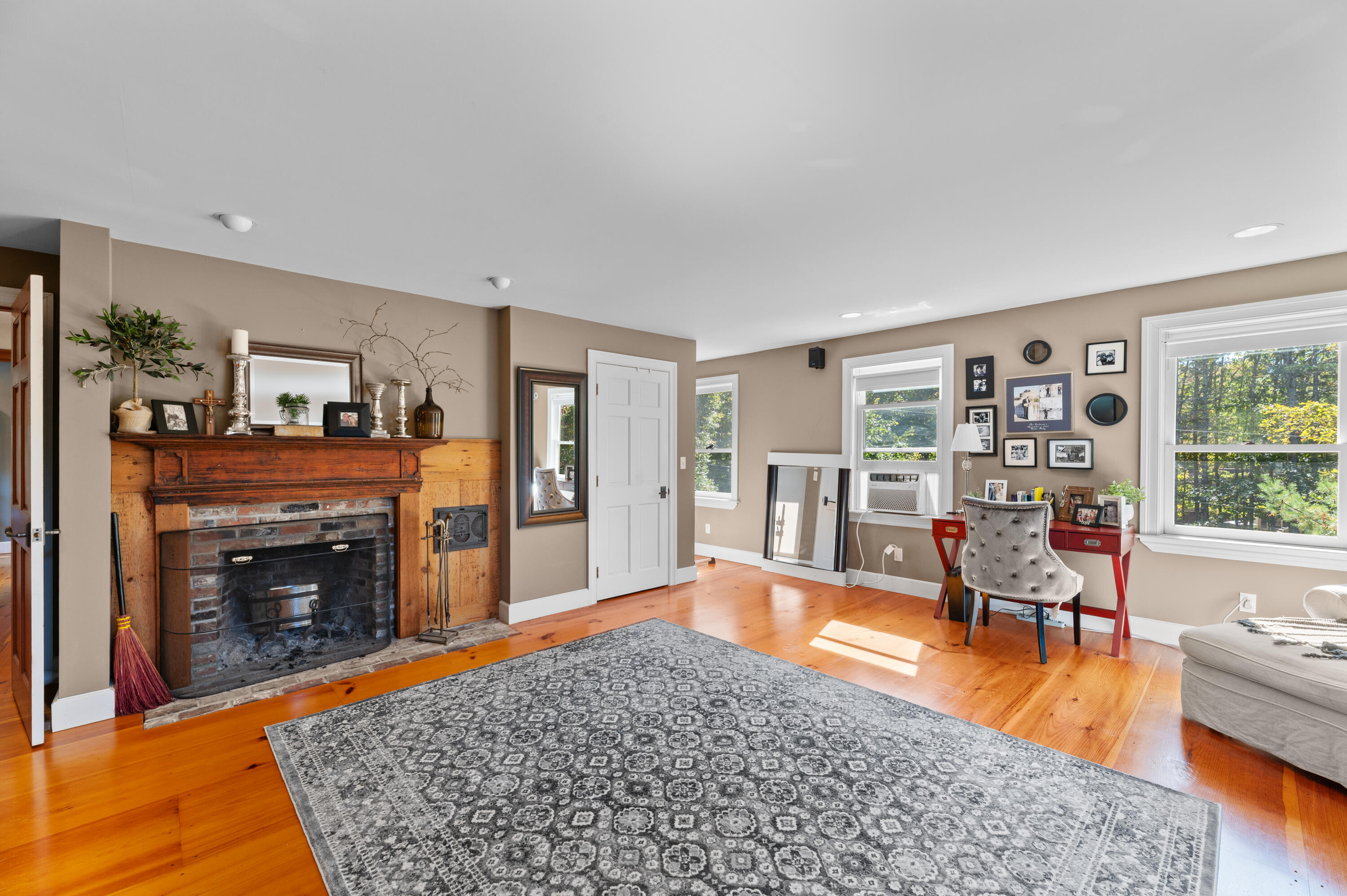 main property photo 50