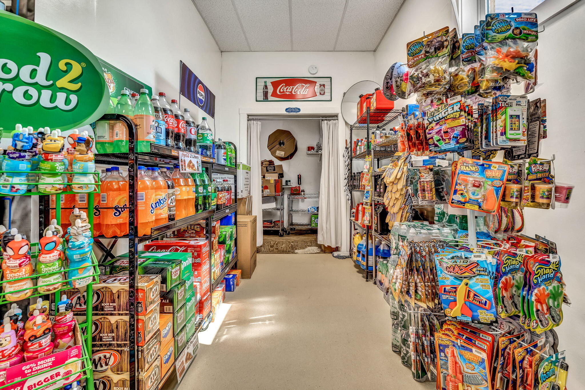 main property photo 17