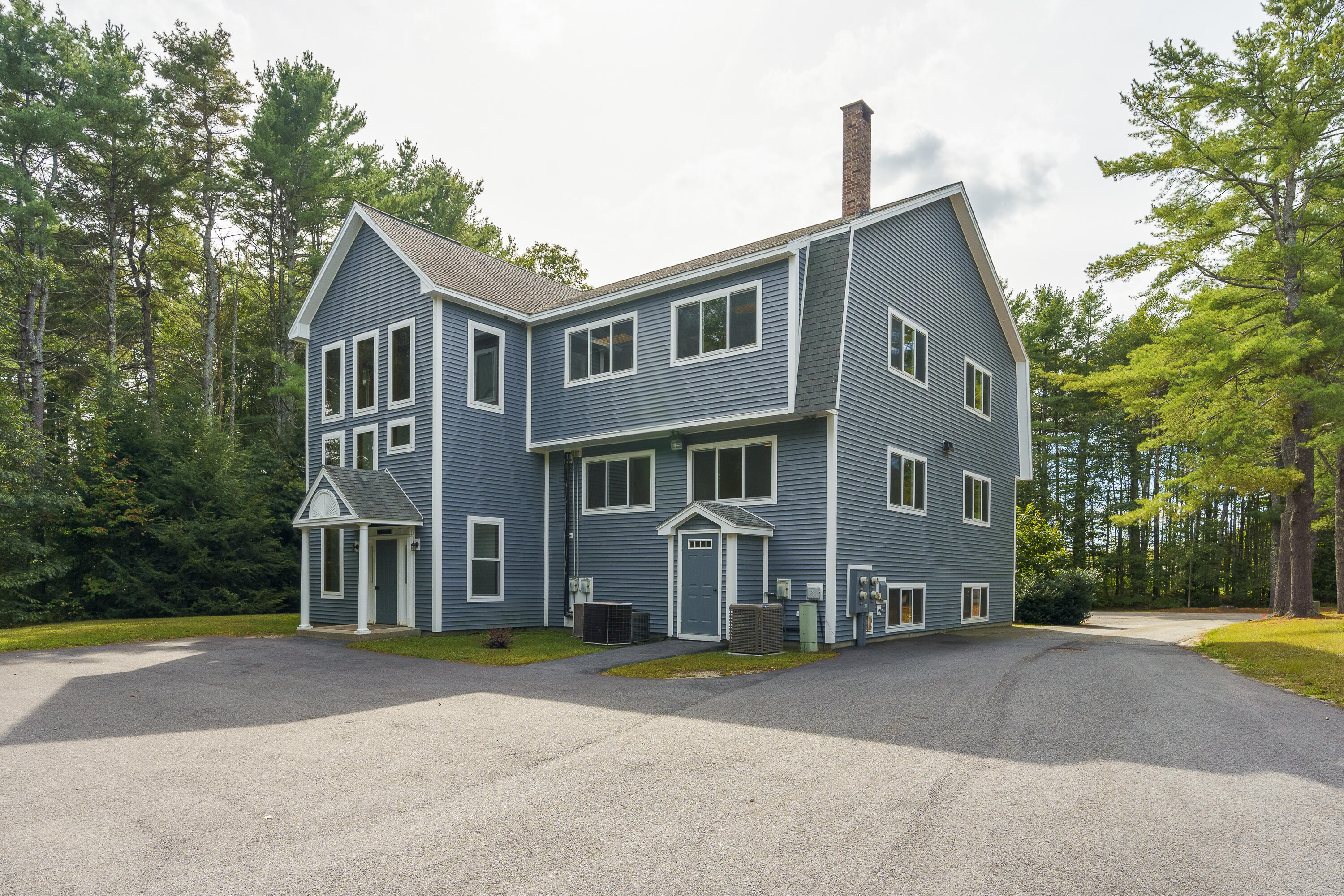 main property photo 3