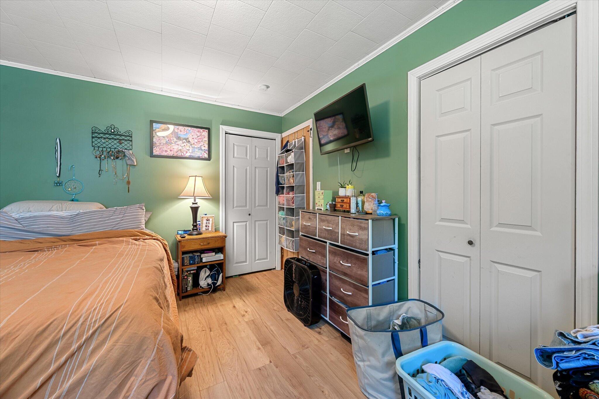 main property photo 36