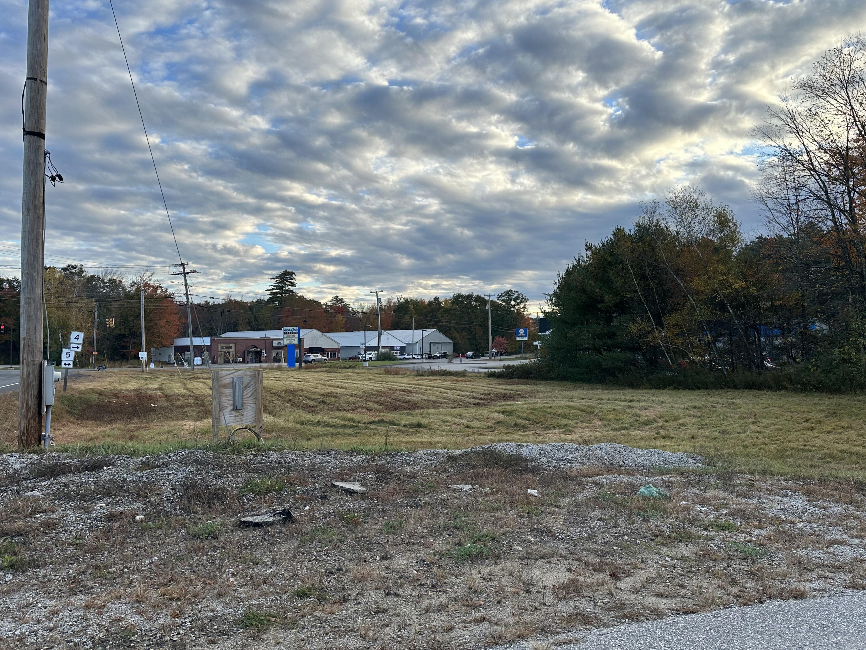 main property photo 16