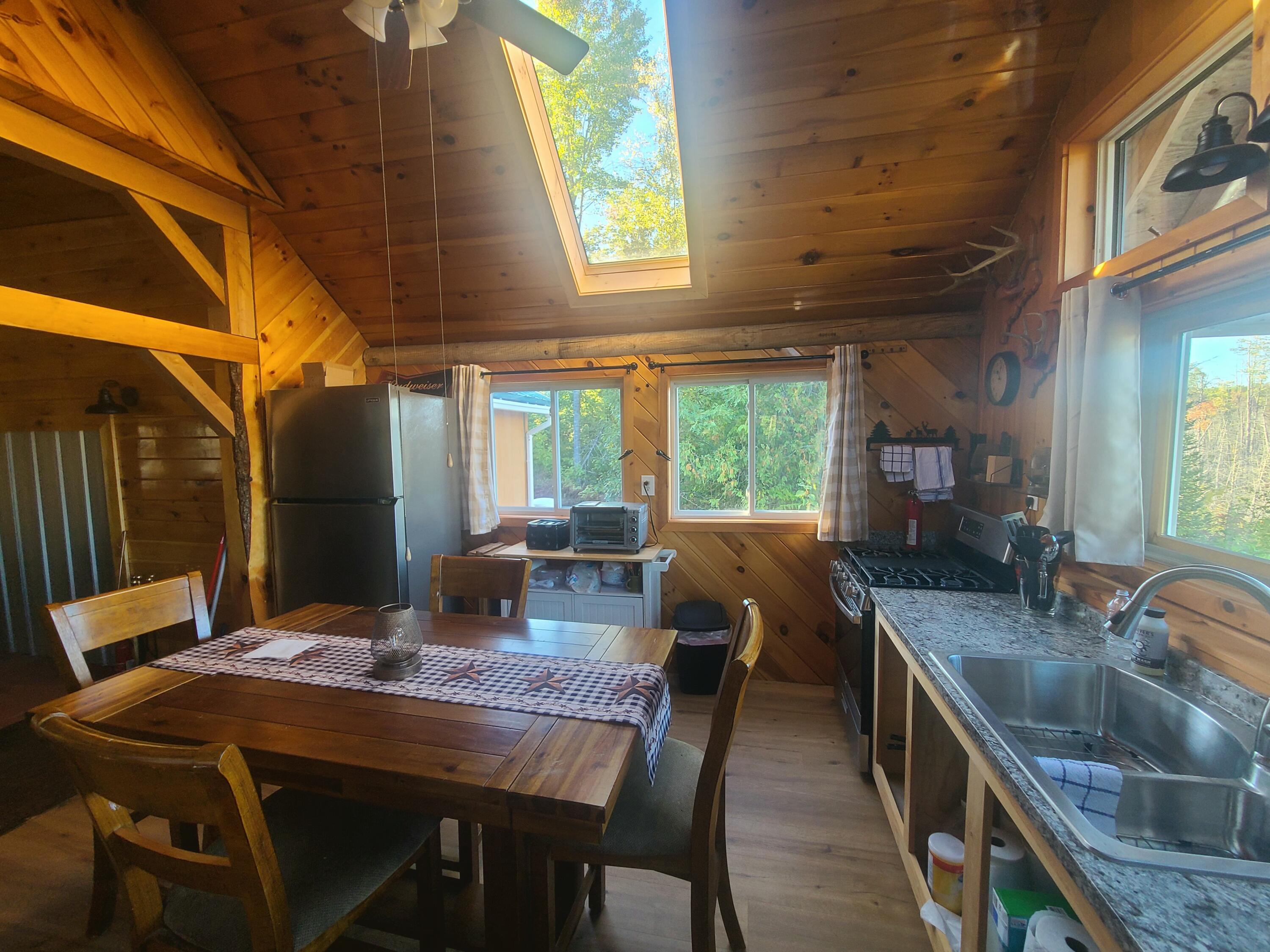 main property photo 18