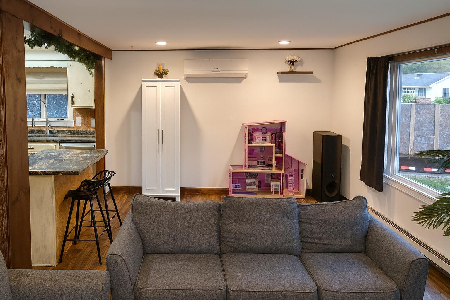 property viewer photo 7