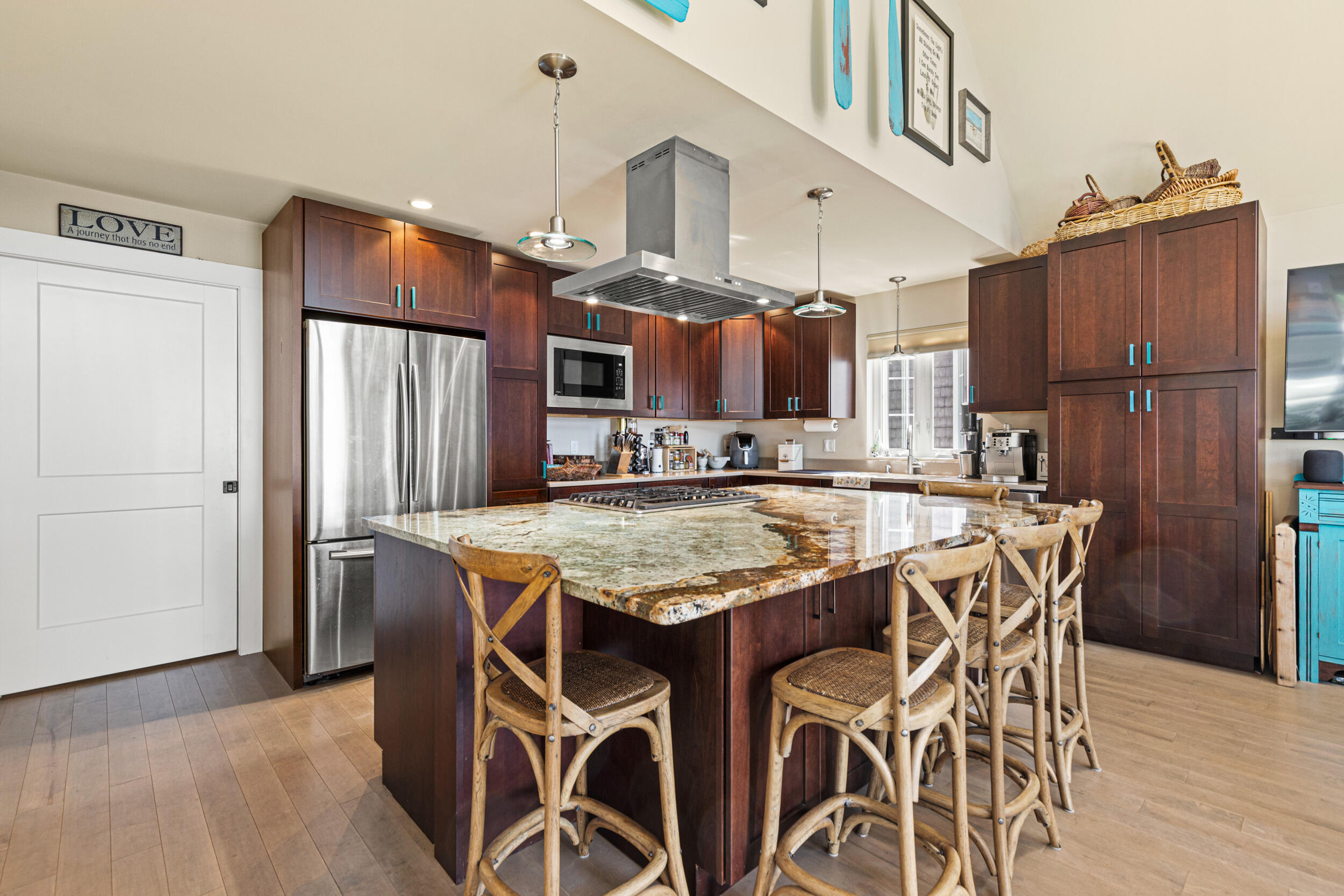 property viewer photo 6