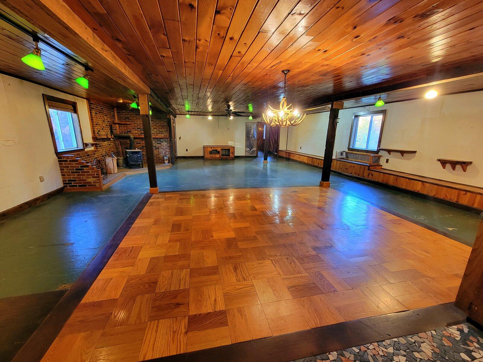 main property photo 35