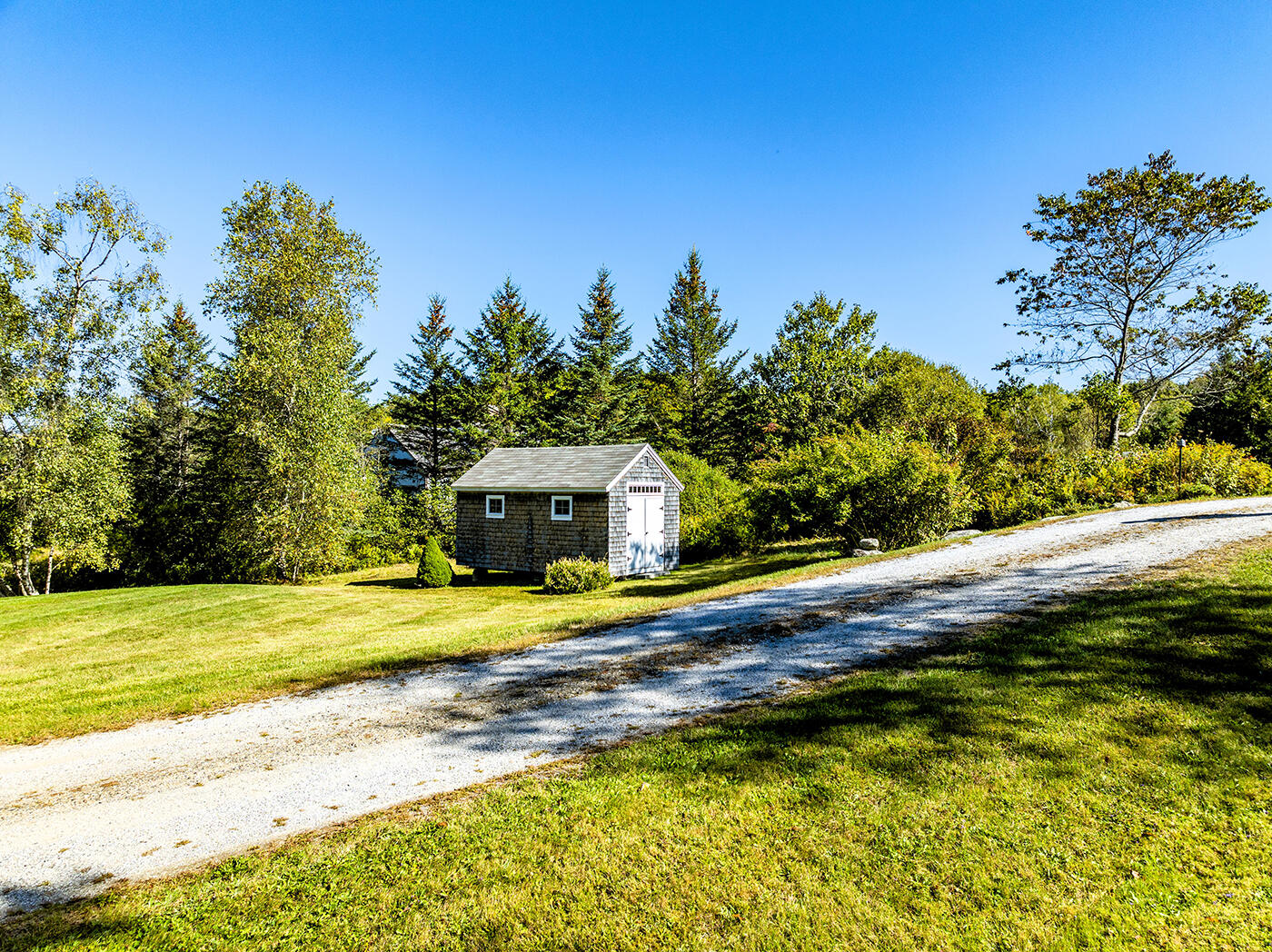 main property photo 39