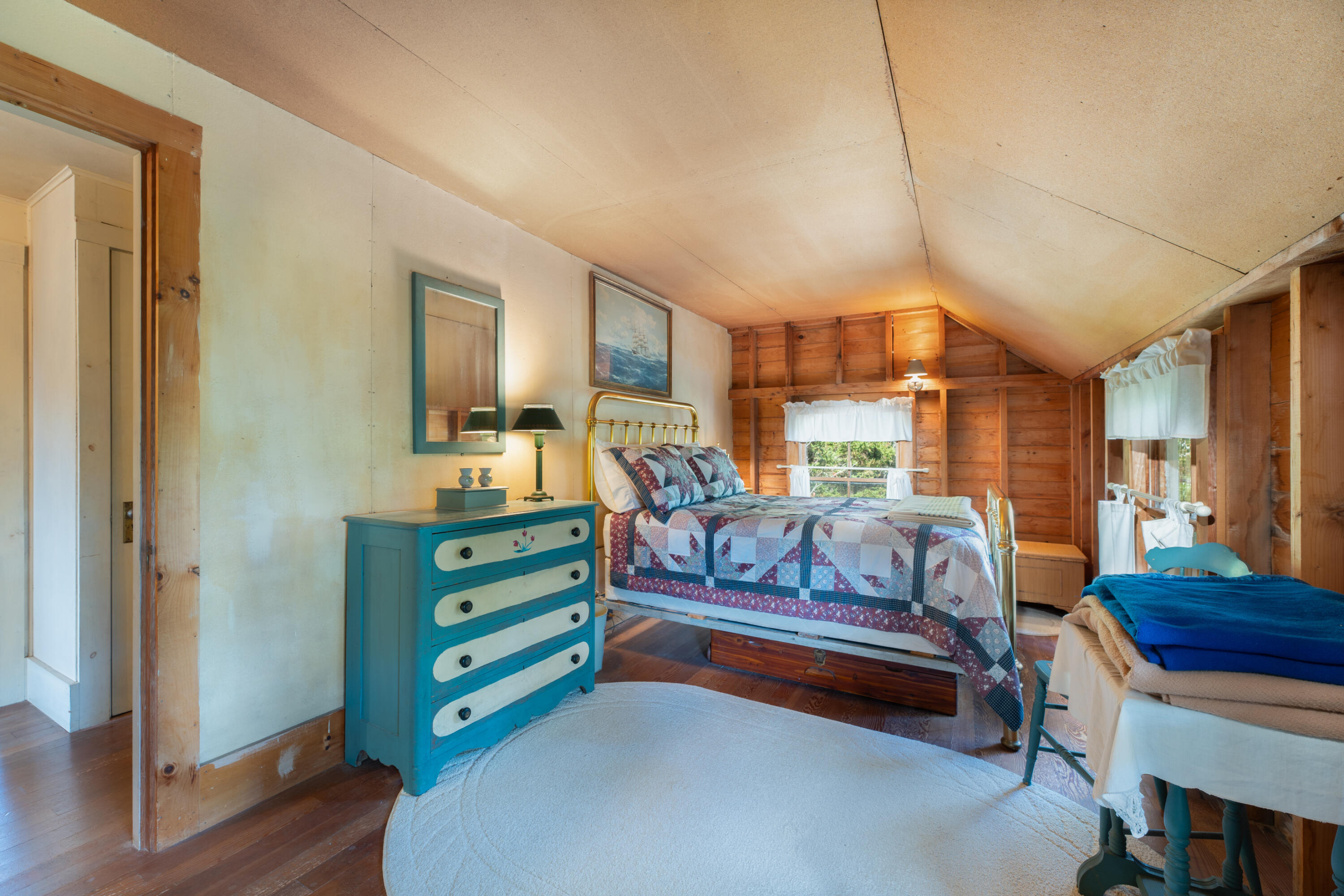 main property photo 36