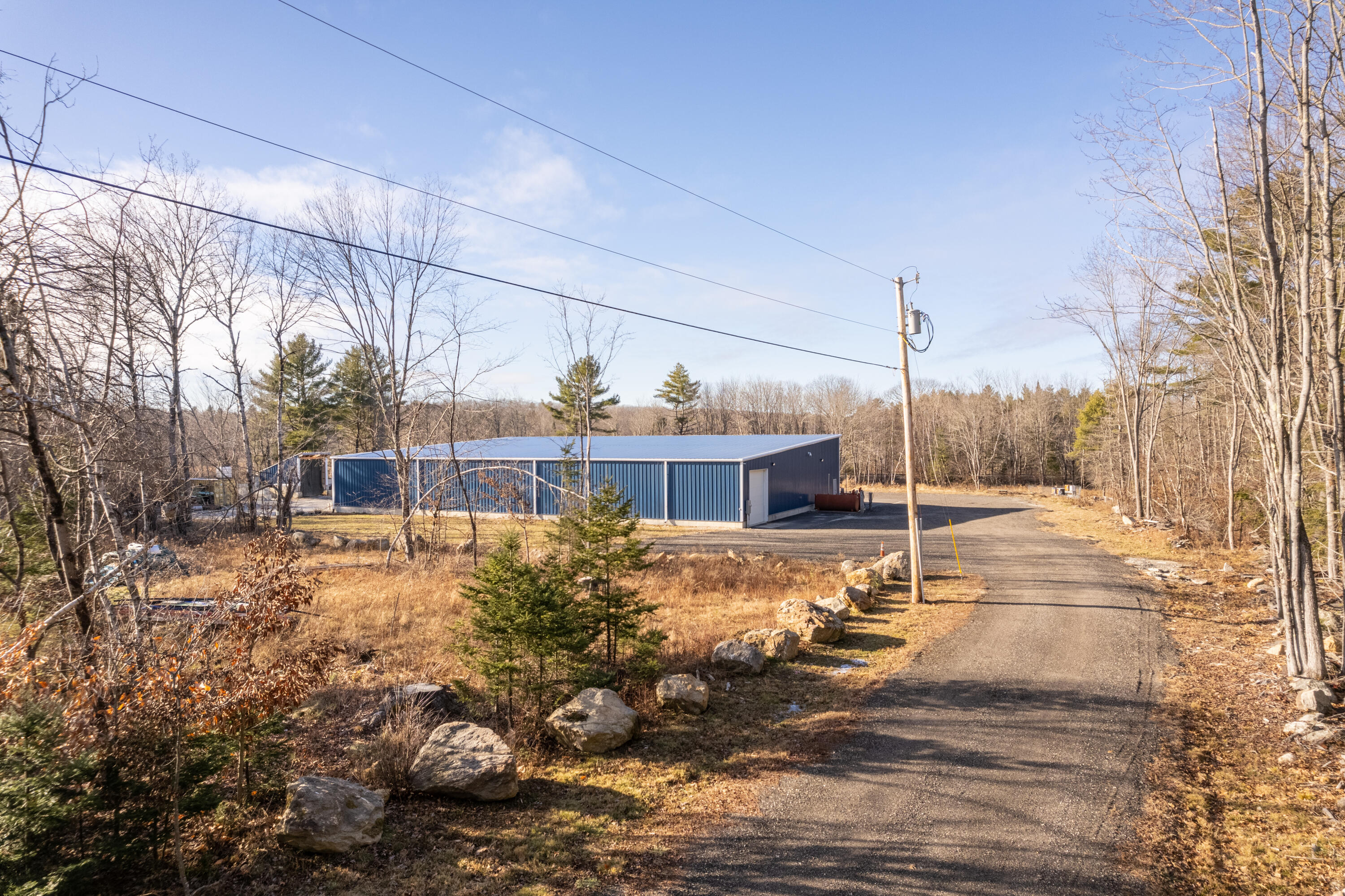main property photo 45