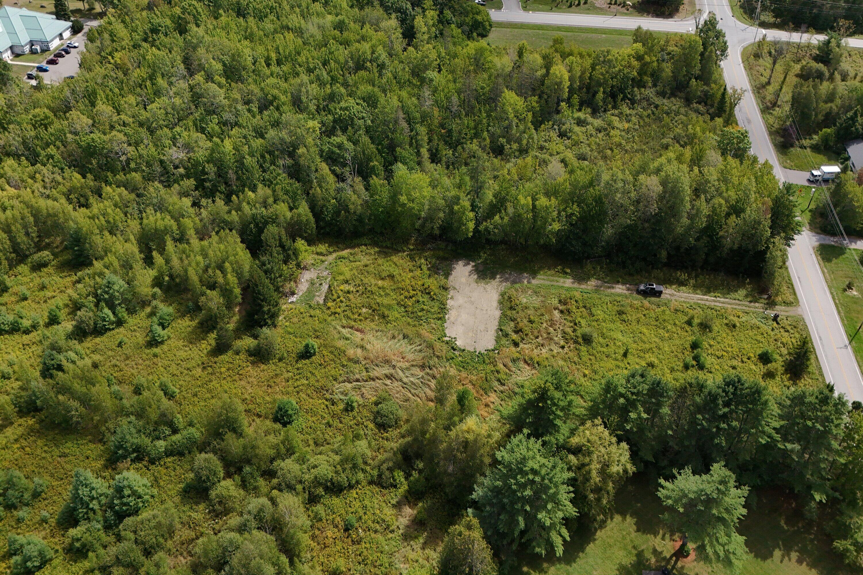 main property photo 12