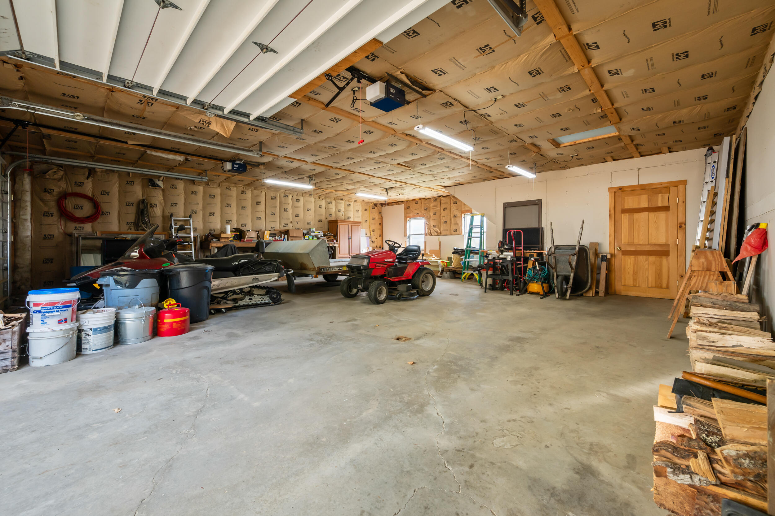 main property photo 53