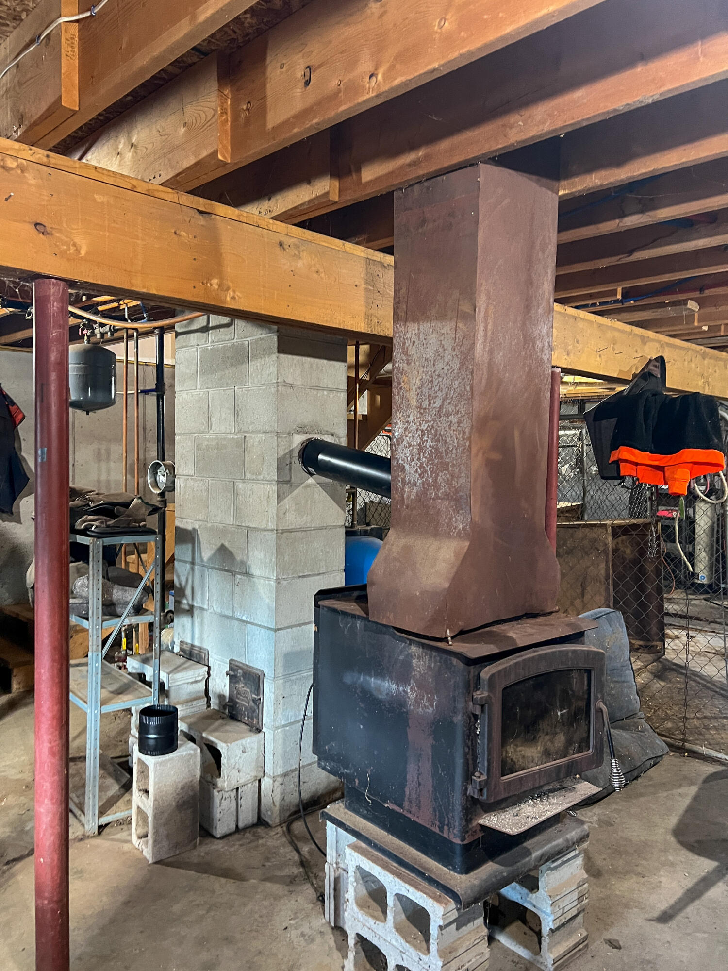 main property photo 23