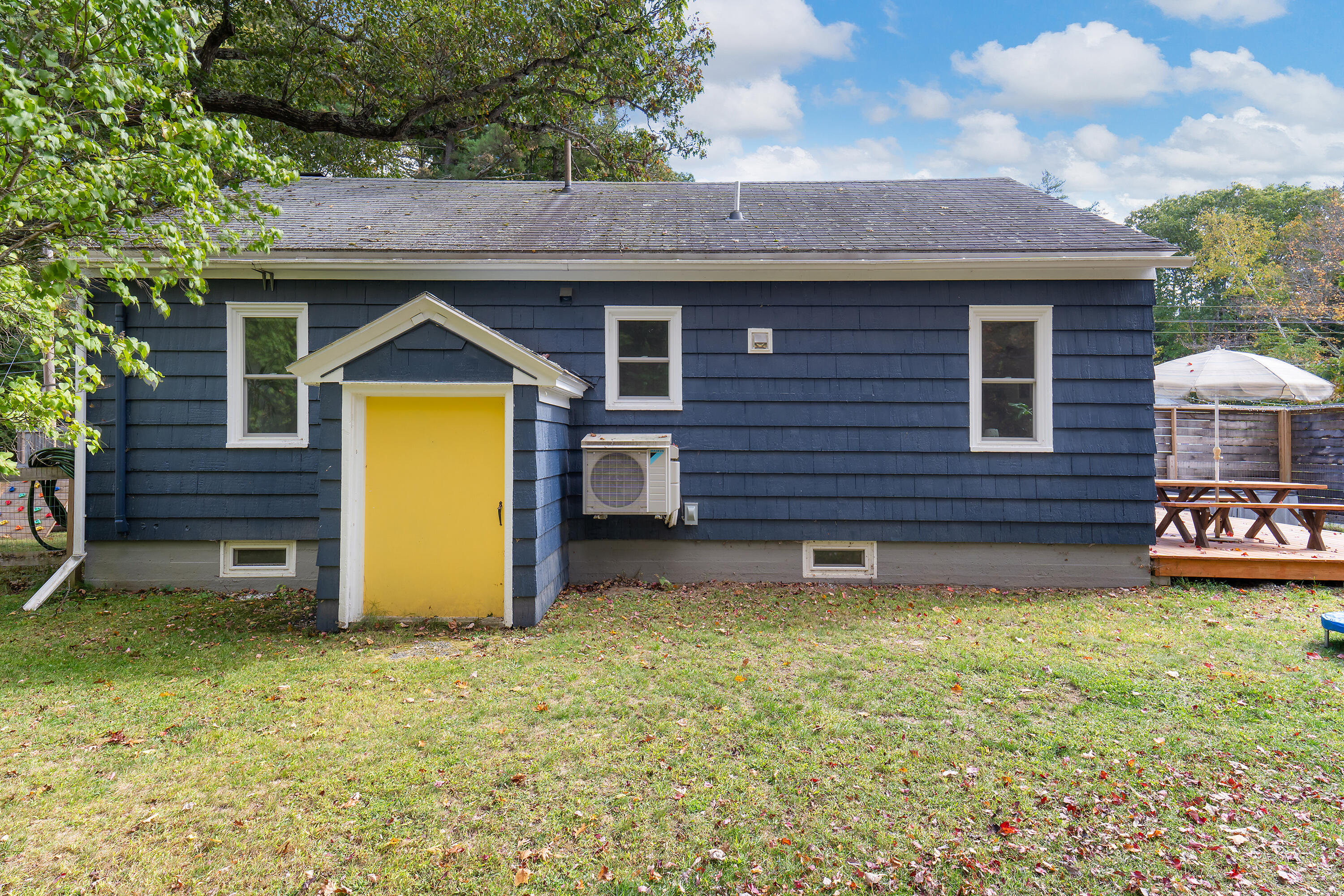 property viewer photo 4