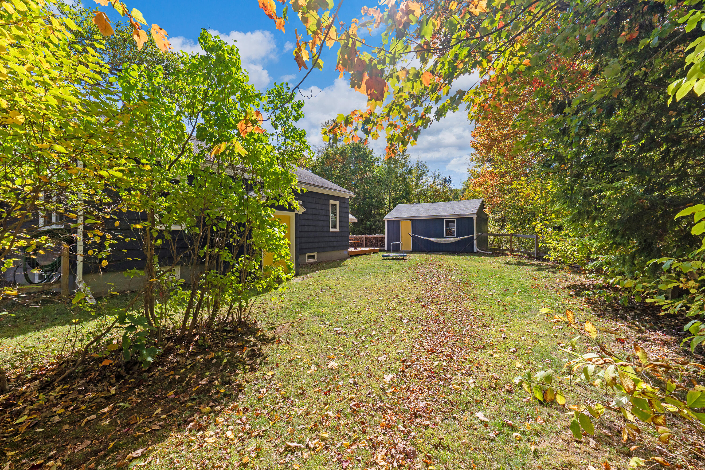 property viewer photo 7