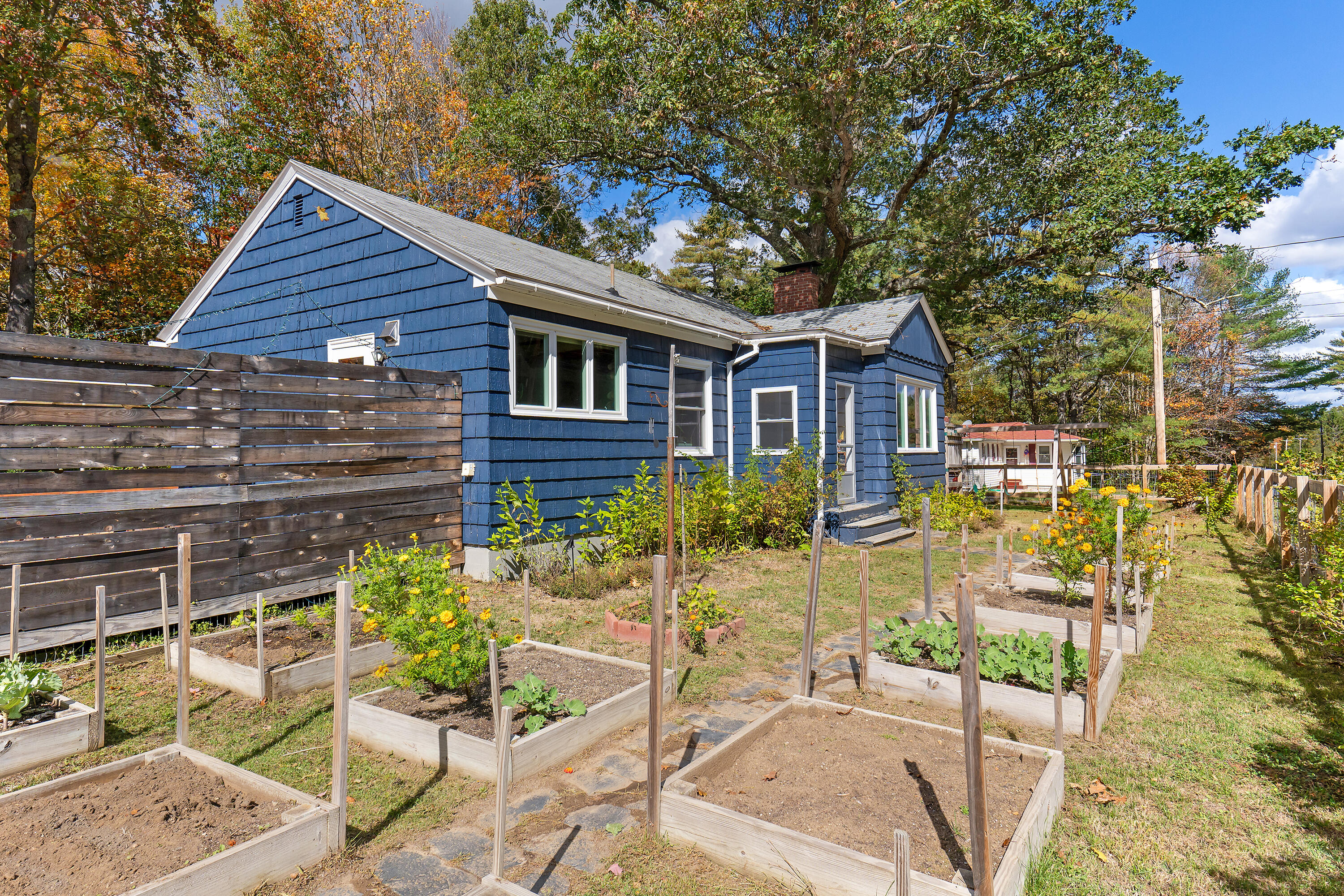 property viewer photo 9