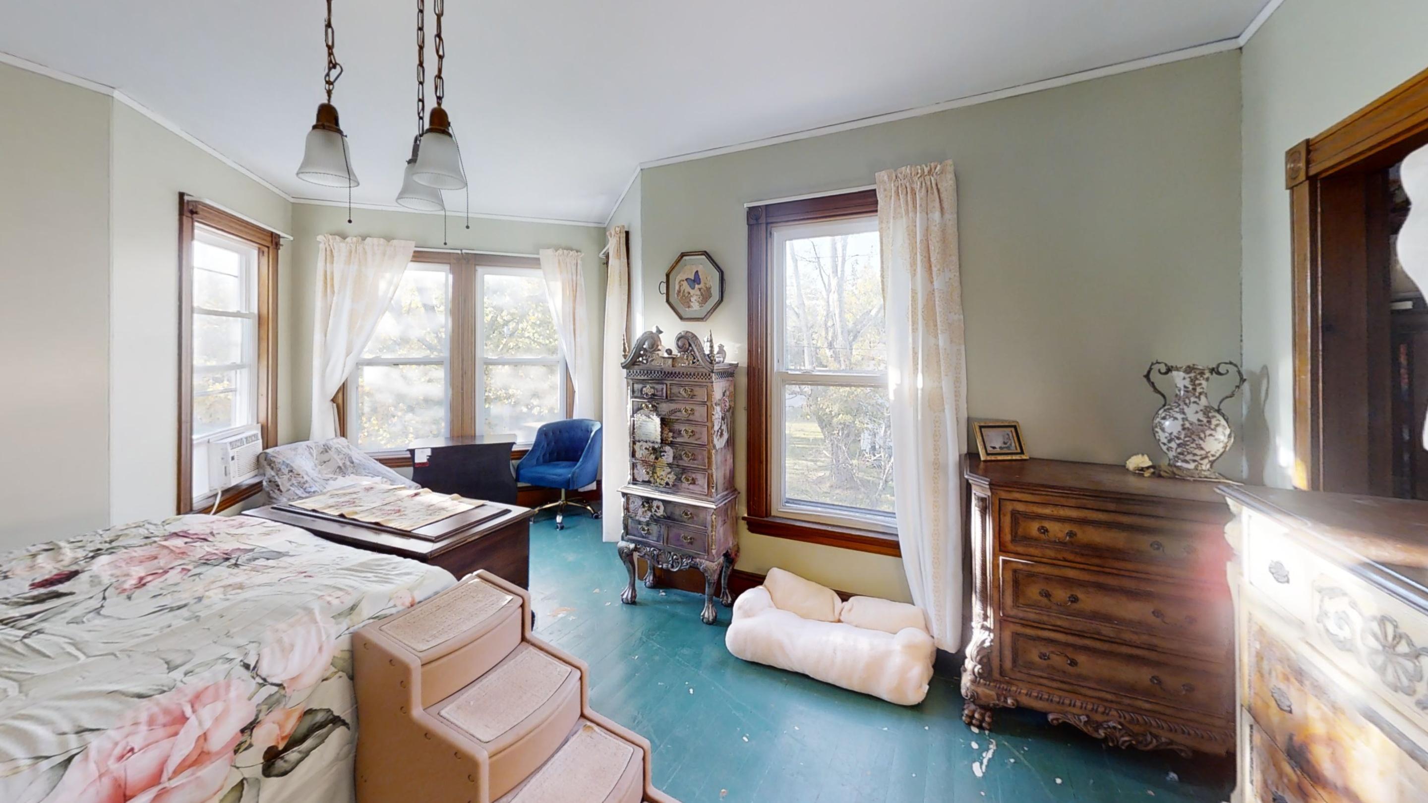 main property photo 31