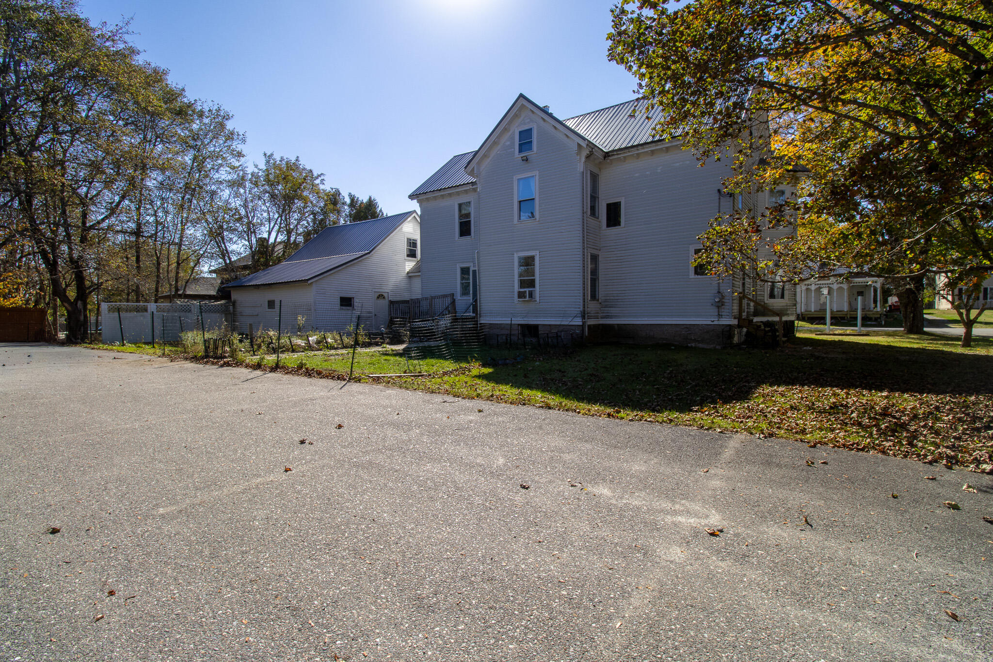 main property photo 59