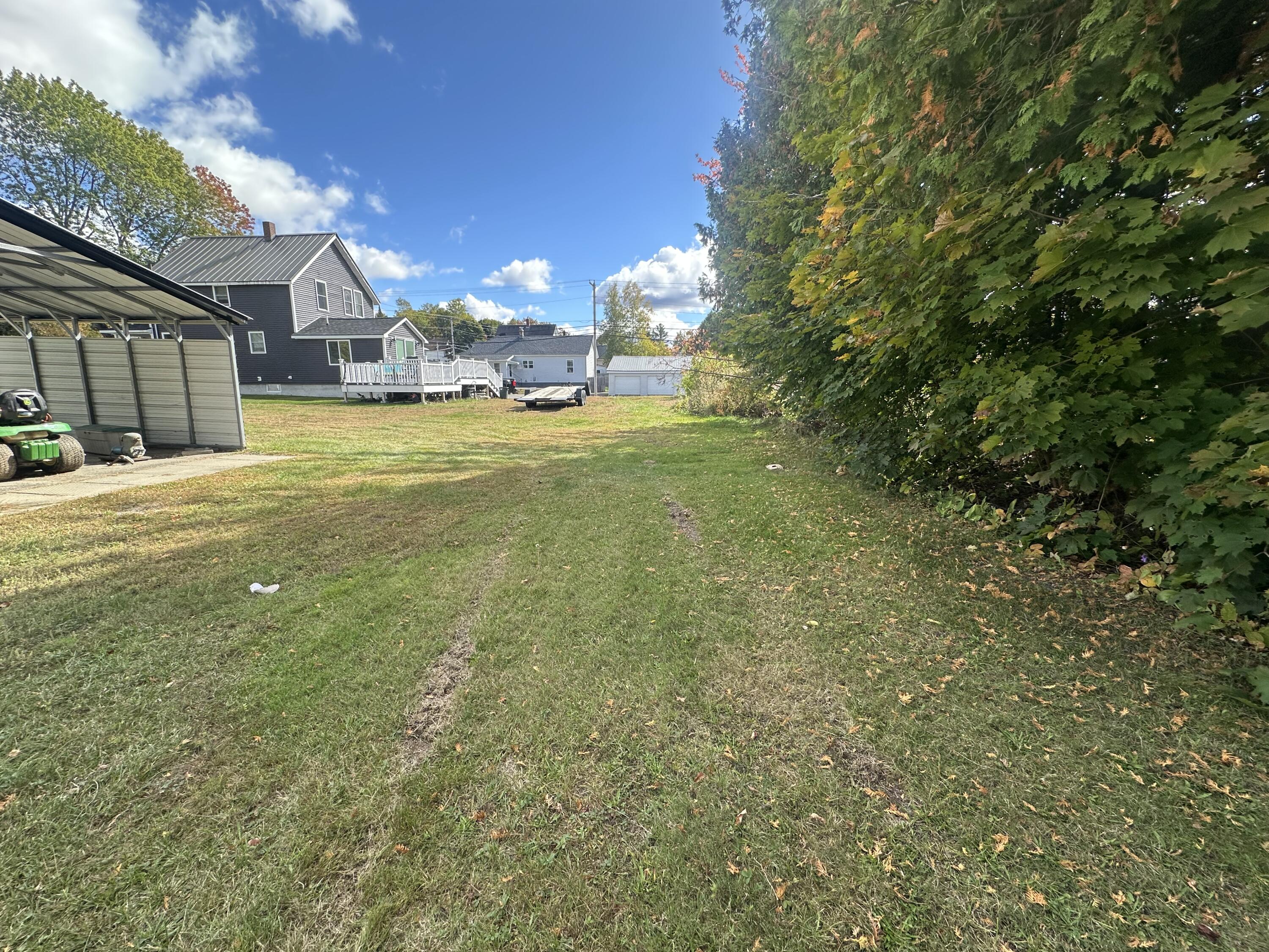 main property photo 25