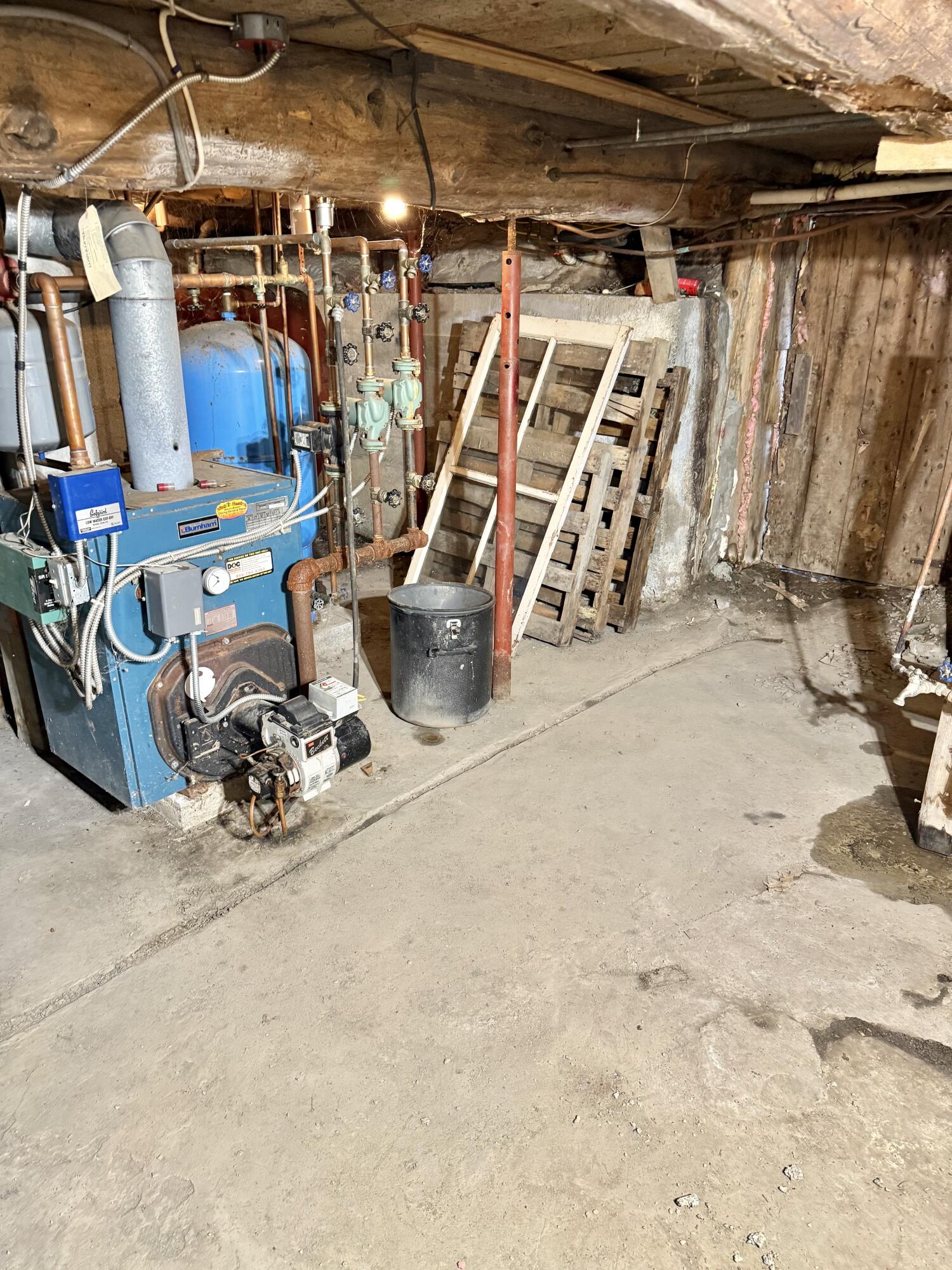 main property photo 90