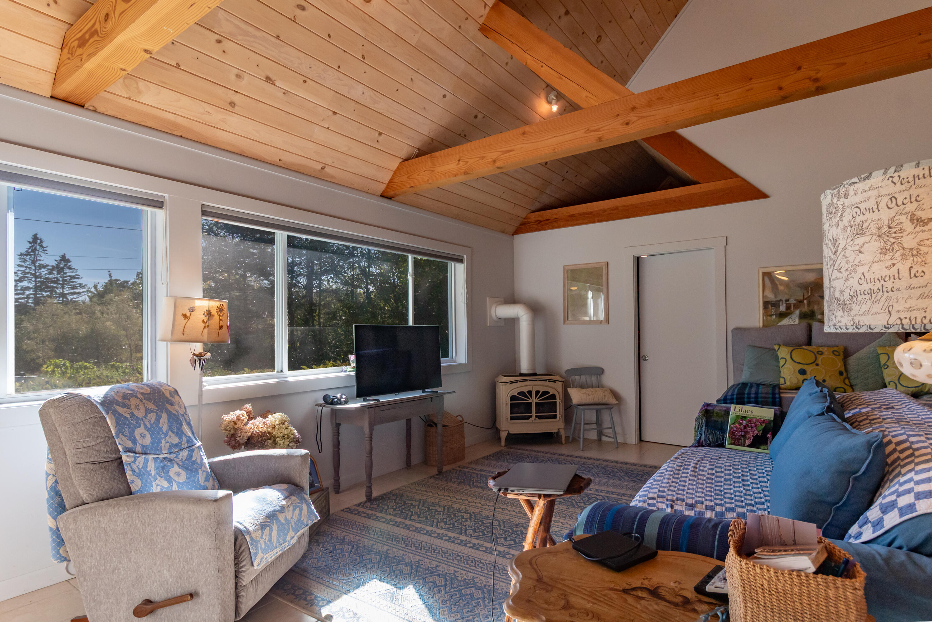 main property photo 94
