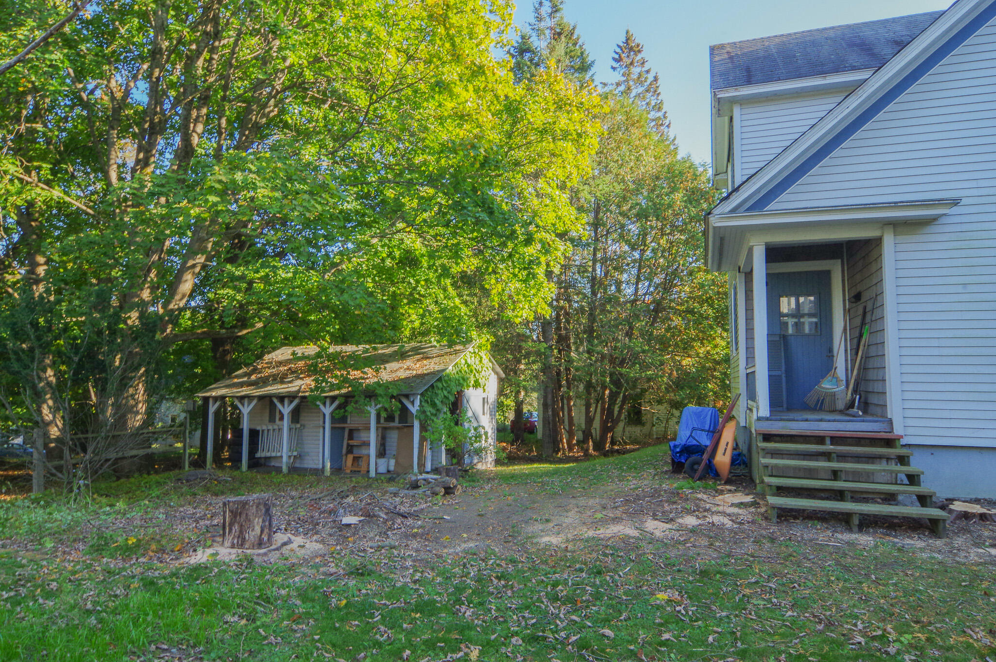 main property photo 38