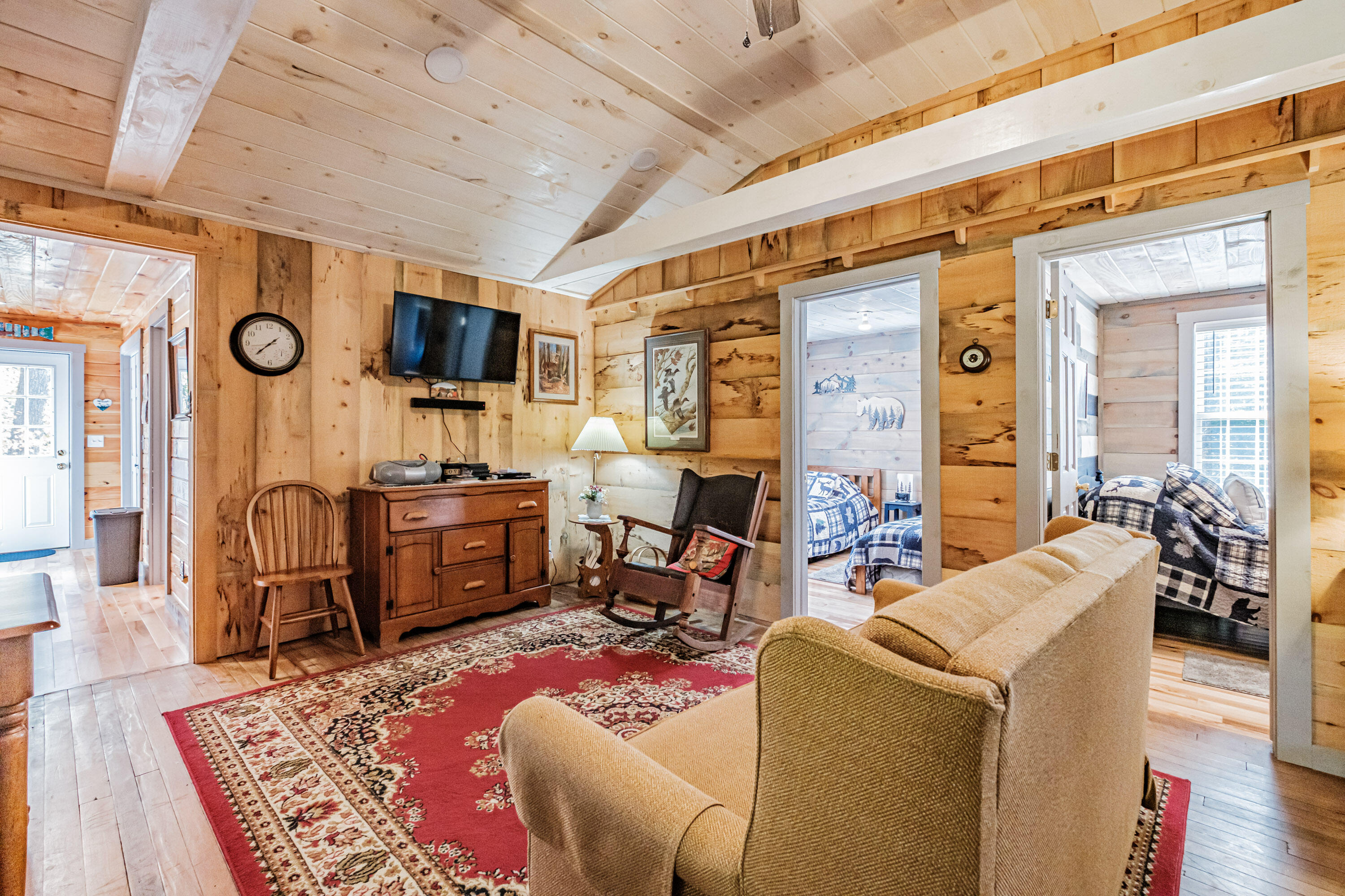main property photo 19