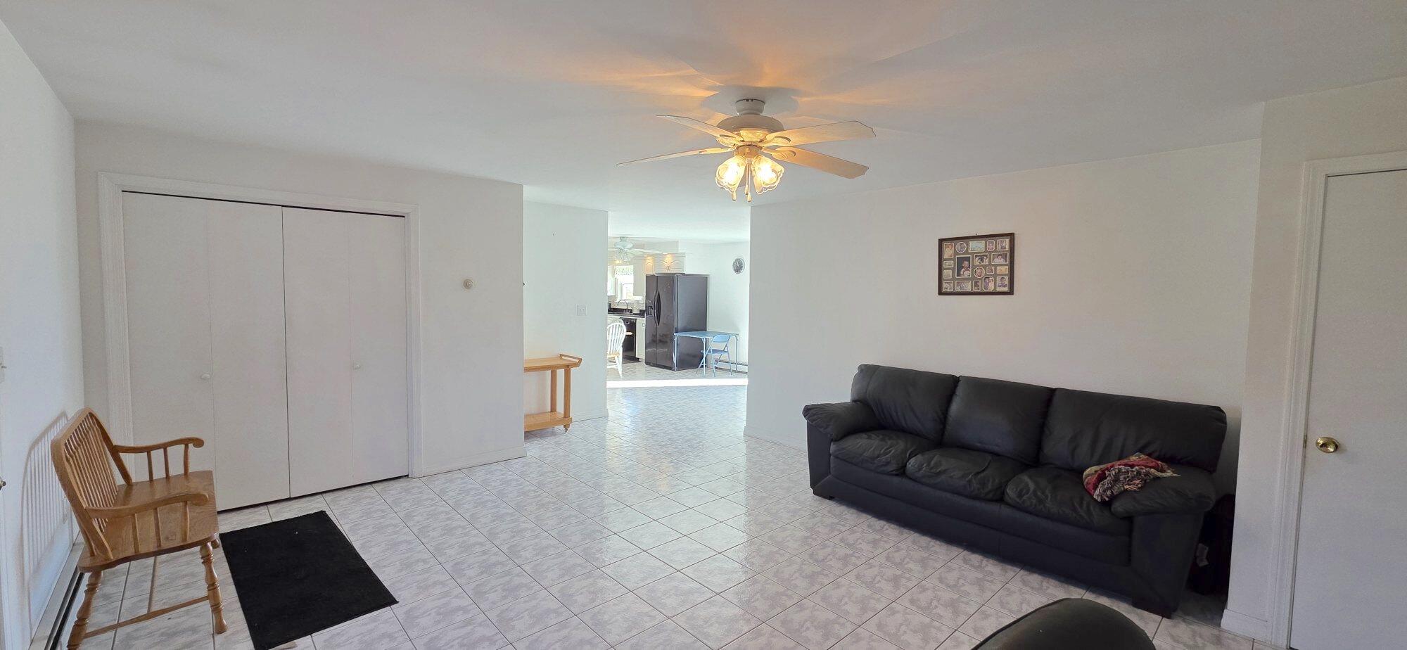 property viewer photo 11