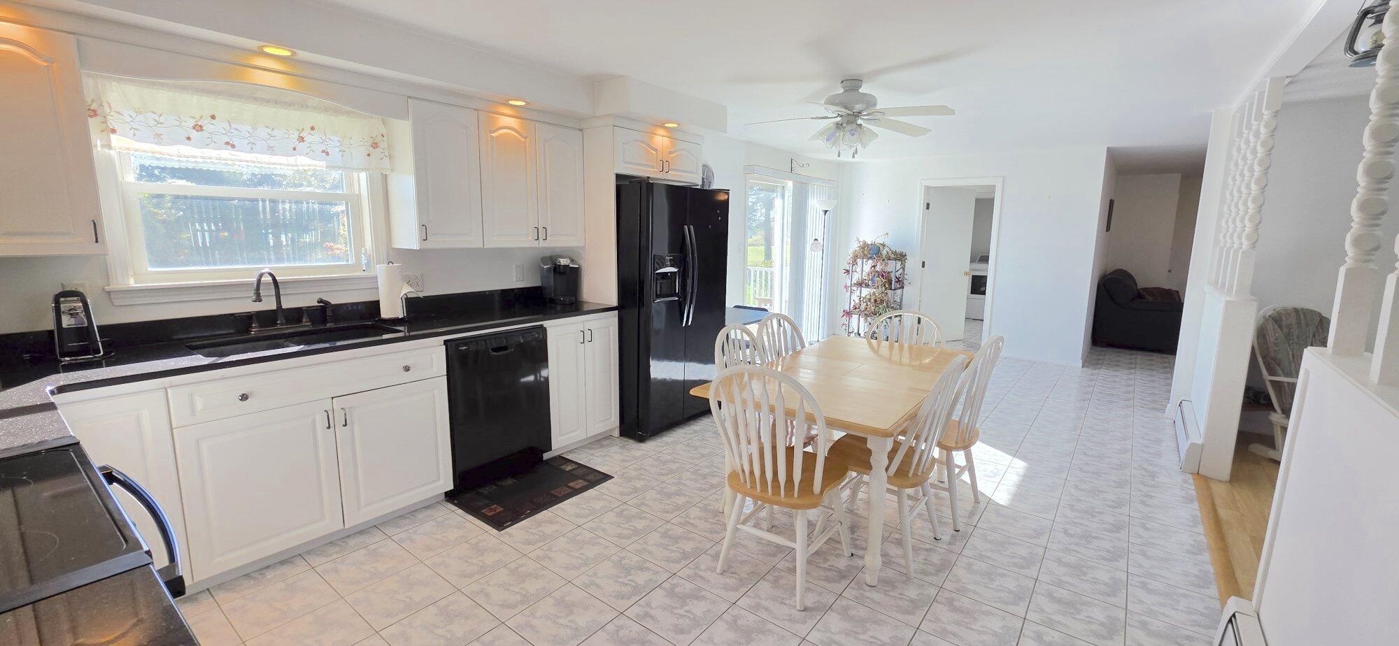 property viewer photo 18