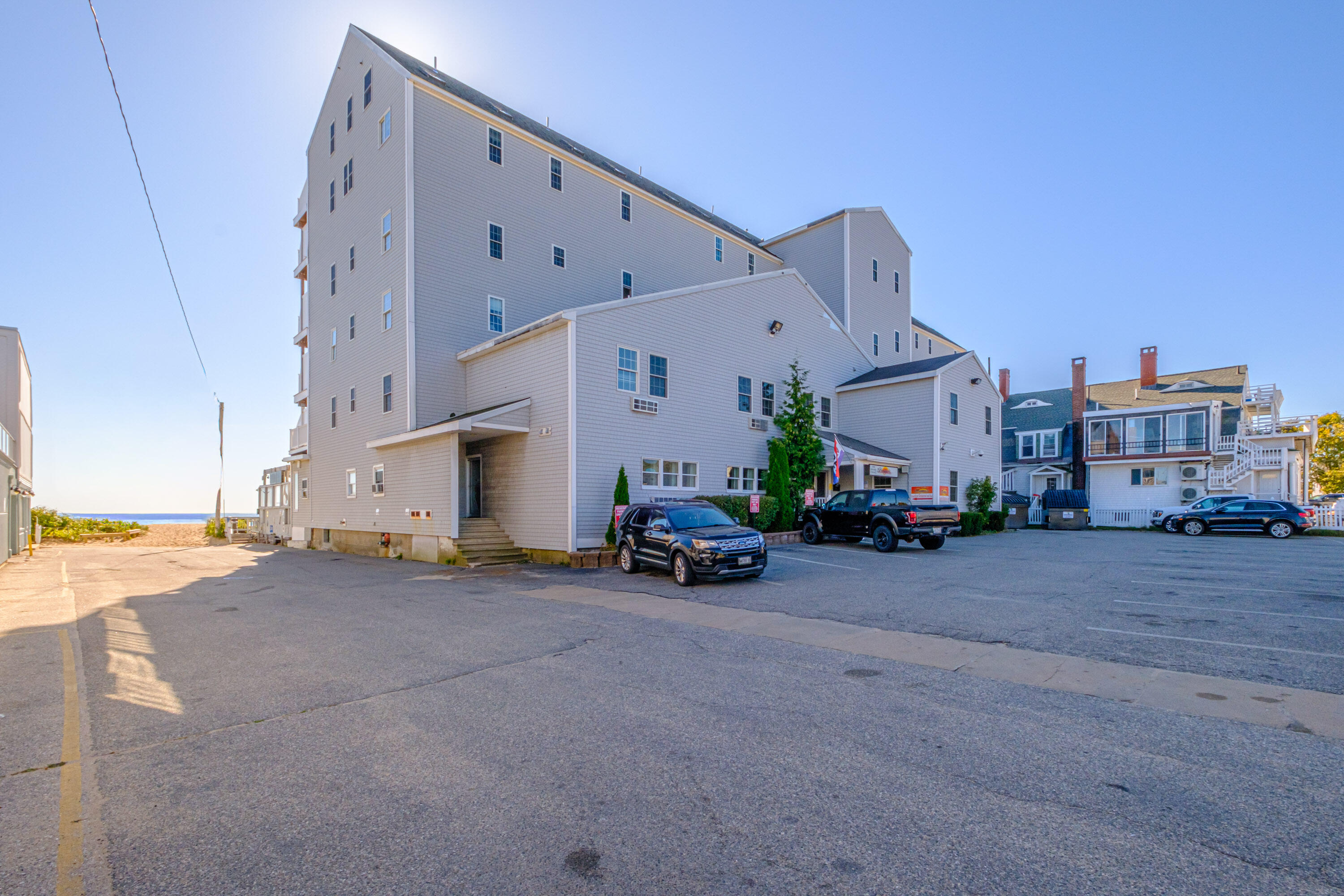 main property photo 74