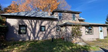 image of property with 4 Bed | 2 Bath | 1,604 Sqft