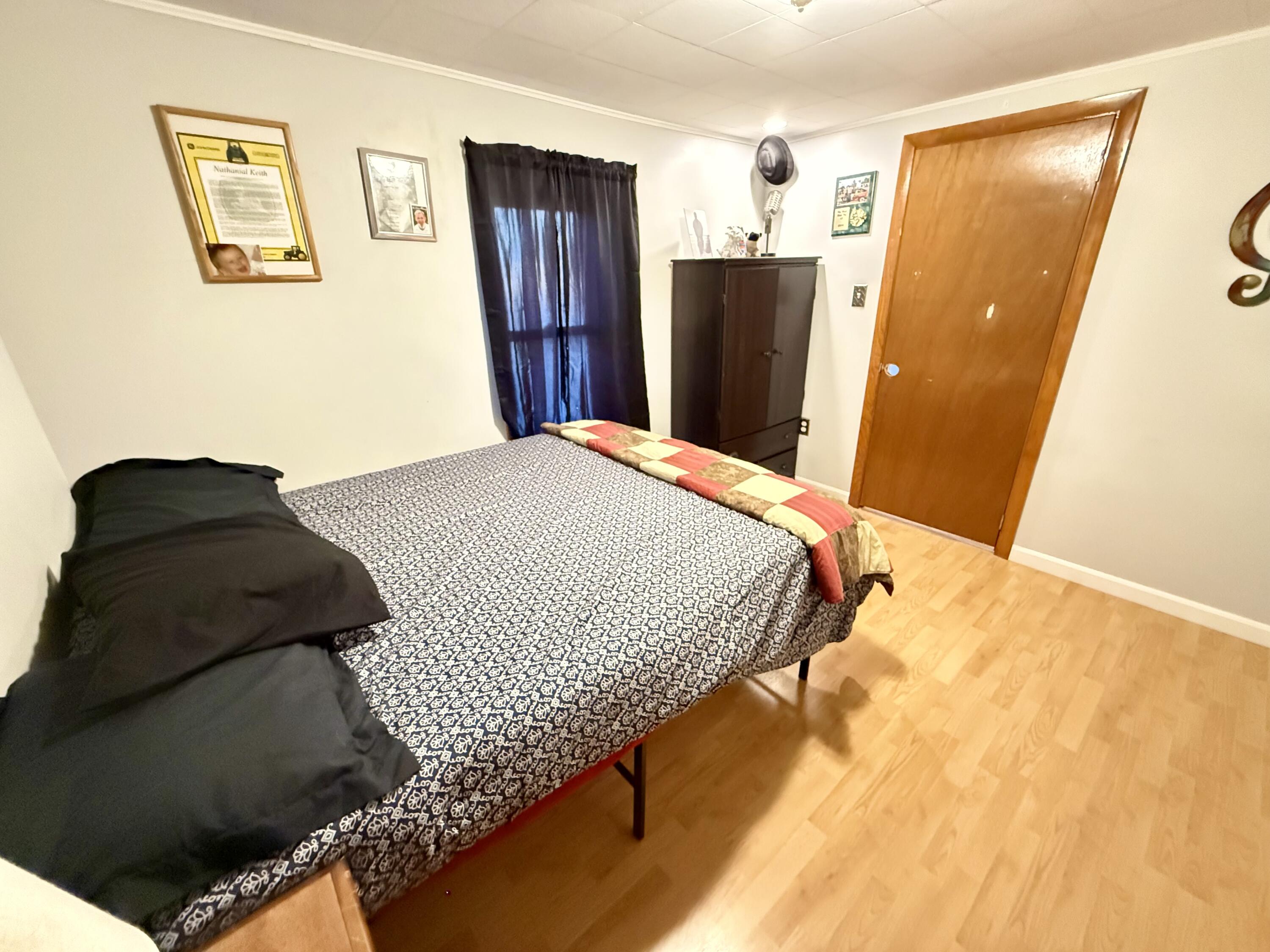 main property photo 20