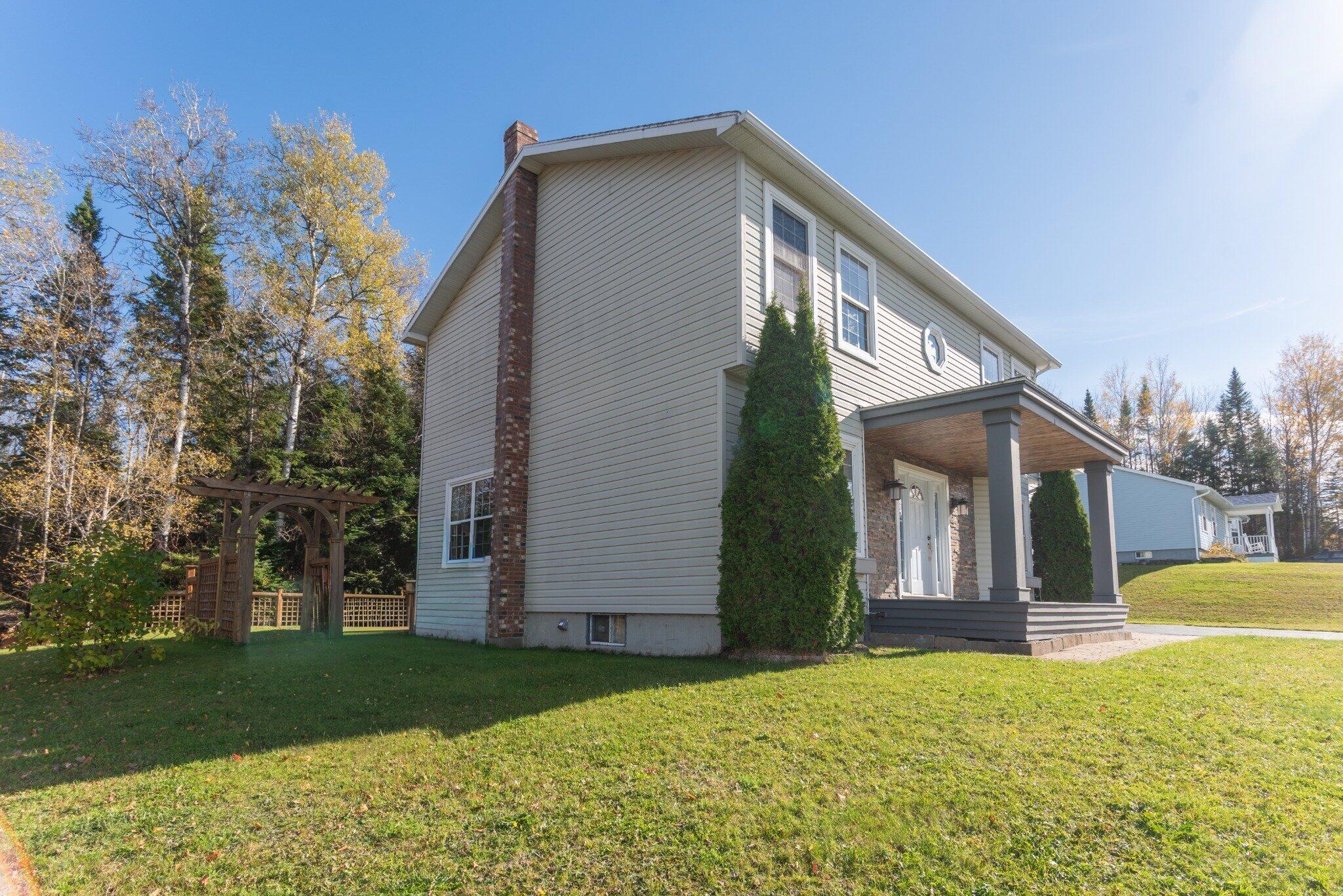 main property photo 4