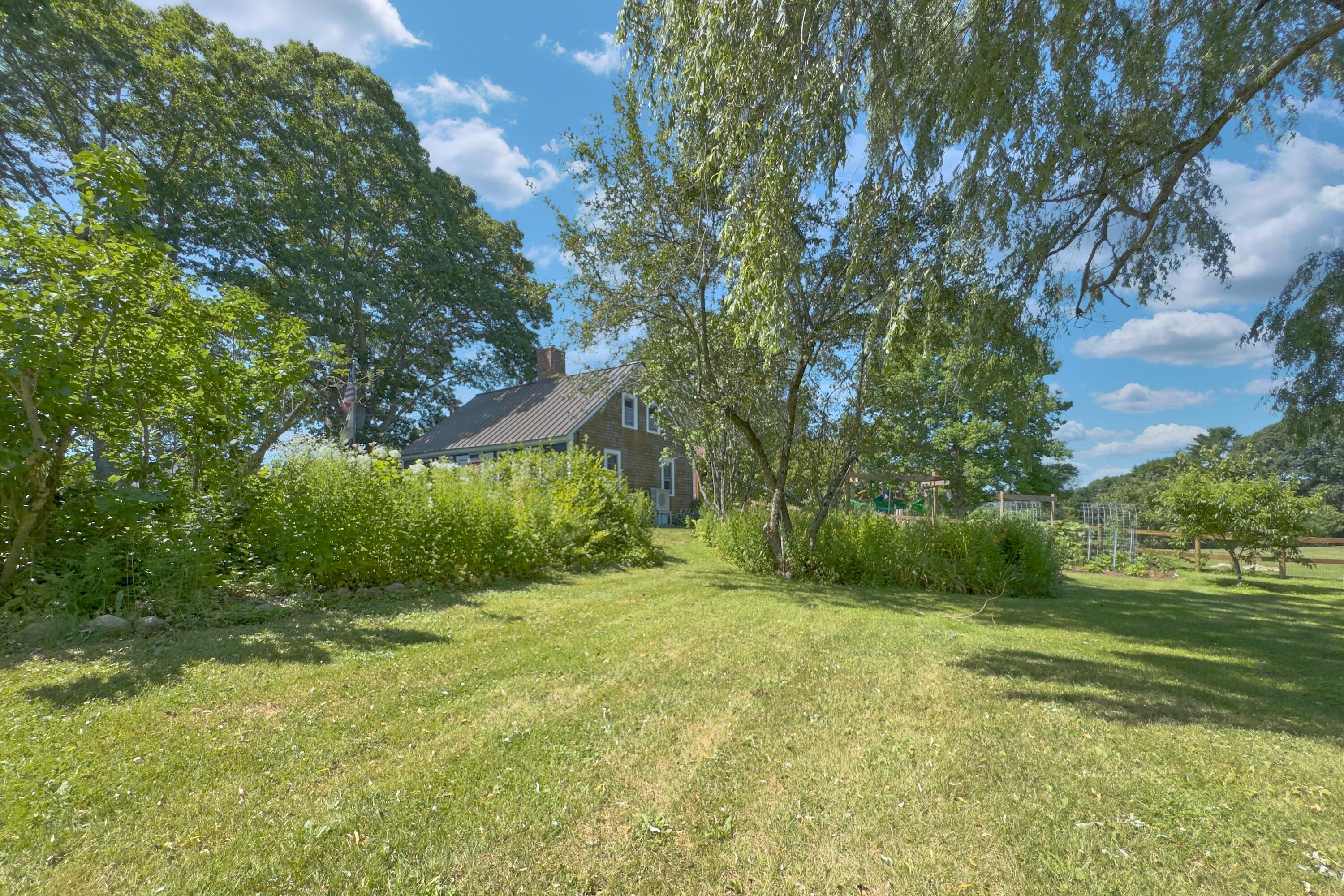 main property photo 47