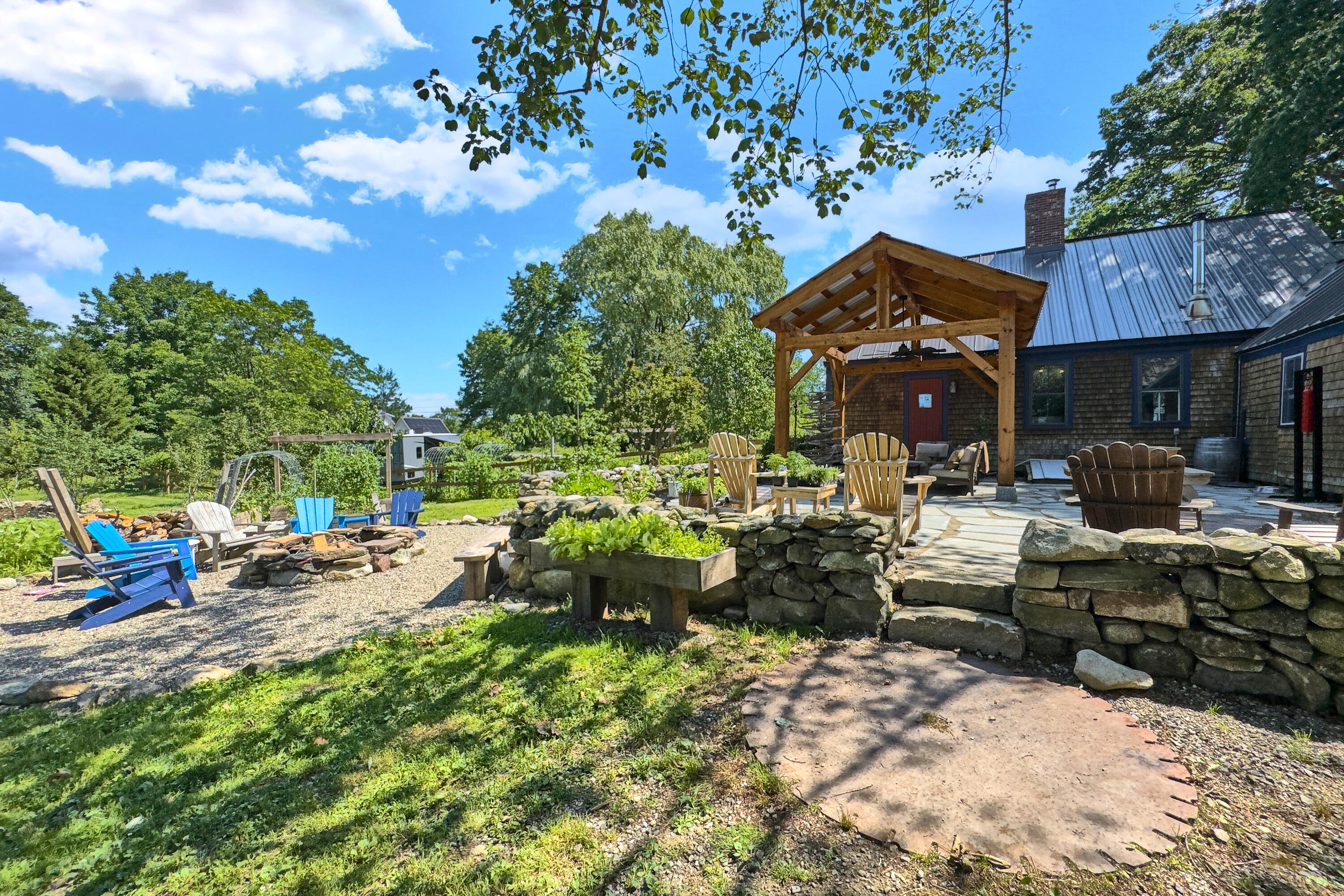 main property photo 50