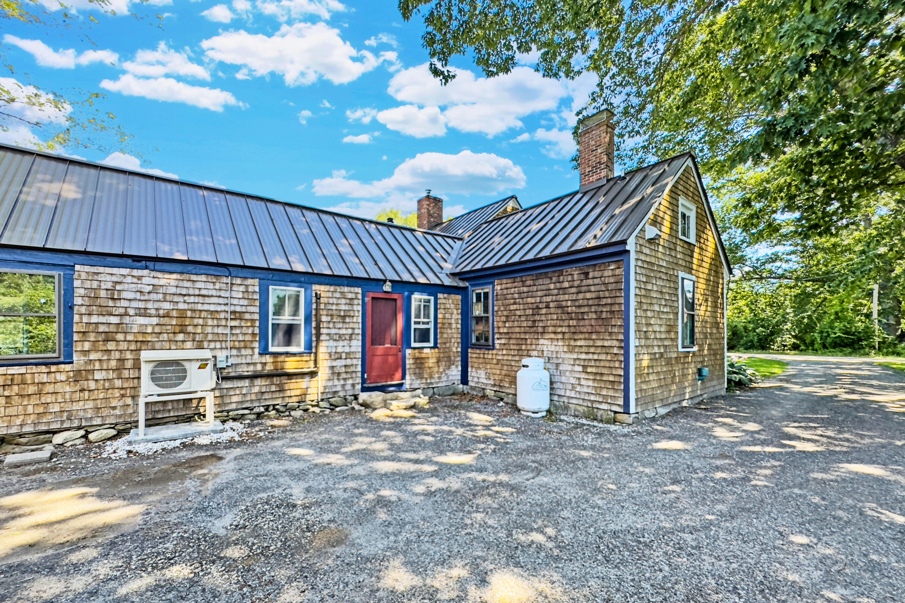main property photo 60