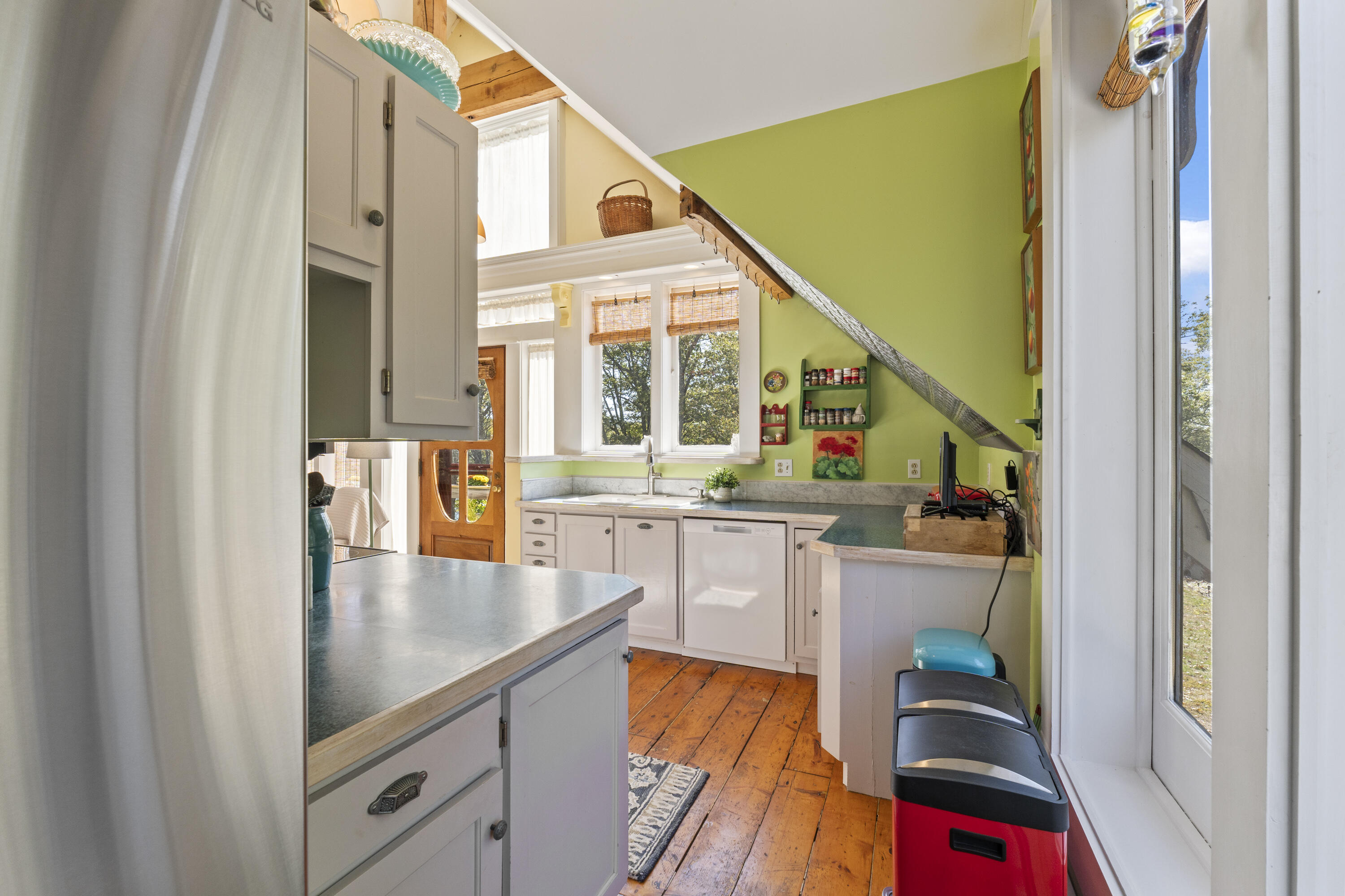 property viewer photo 11
