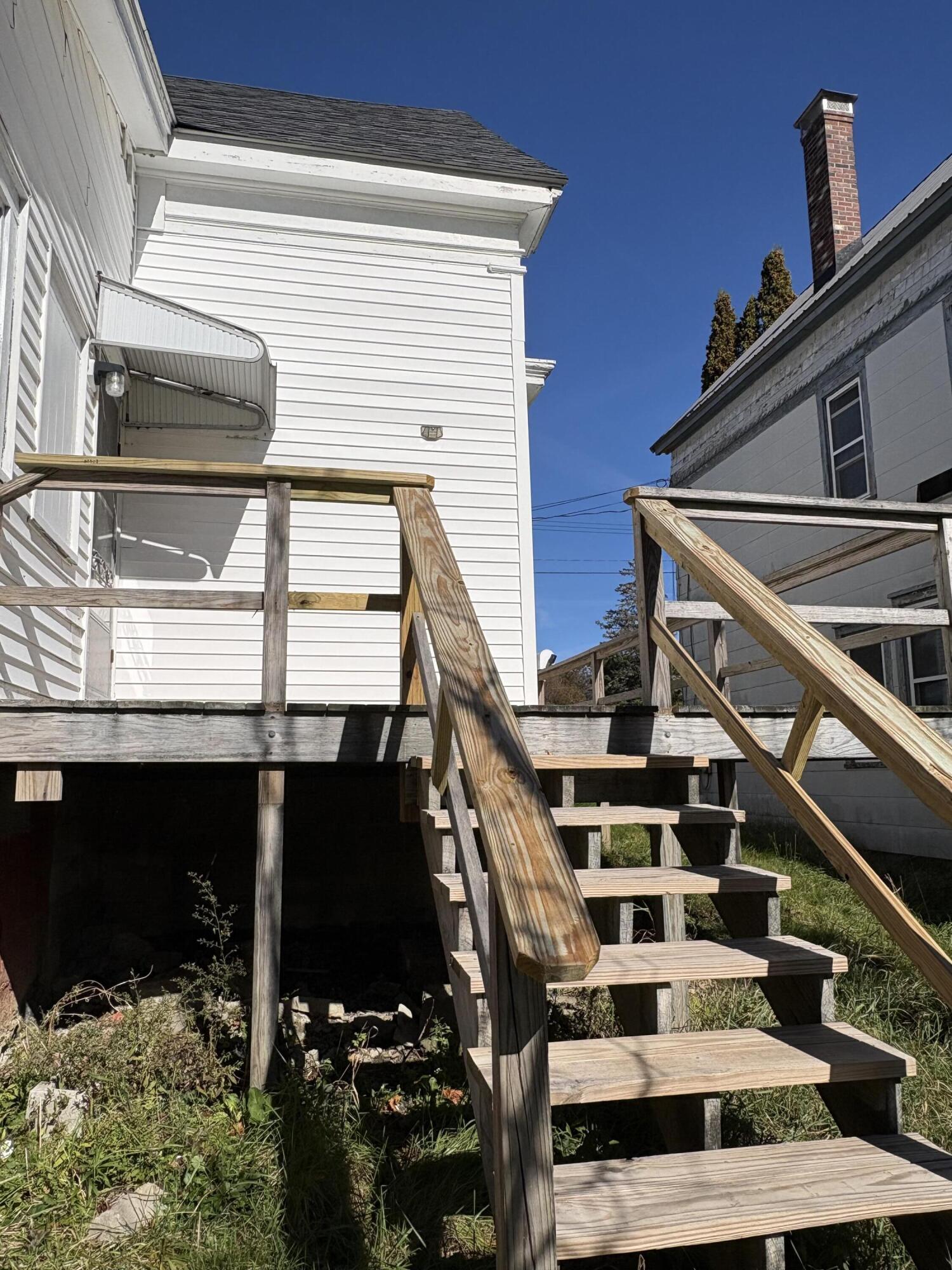 main property photo 6