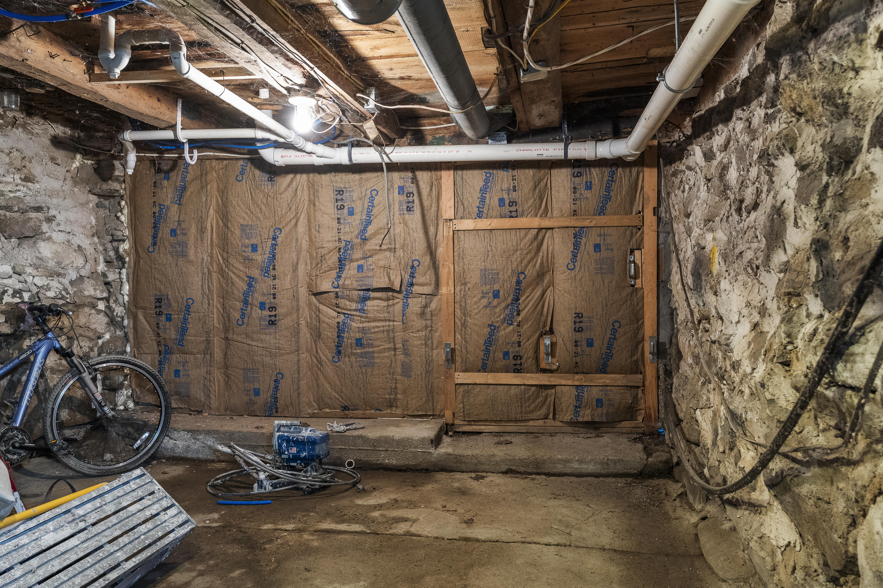 main property photo 97