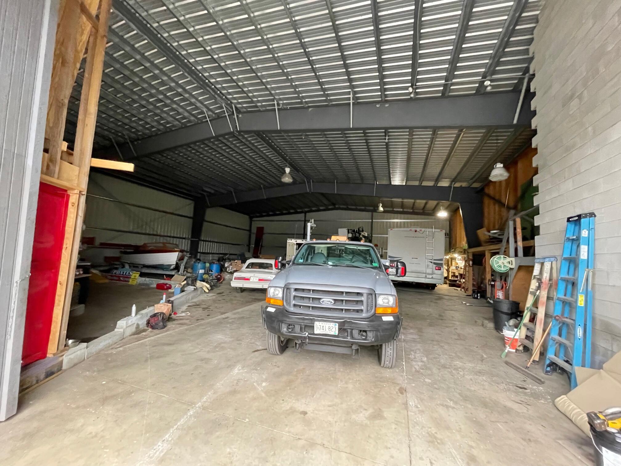 main property photo 12
