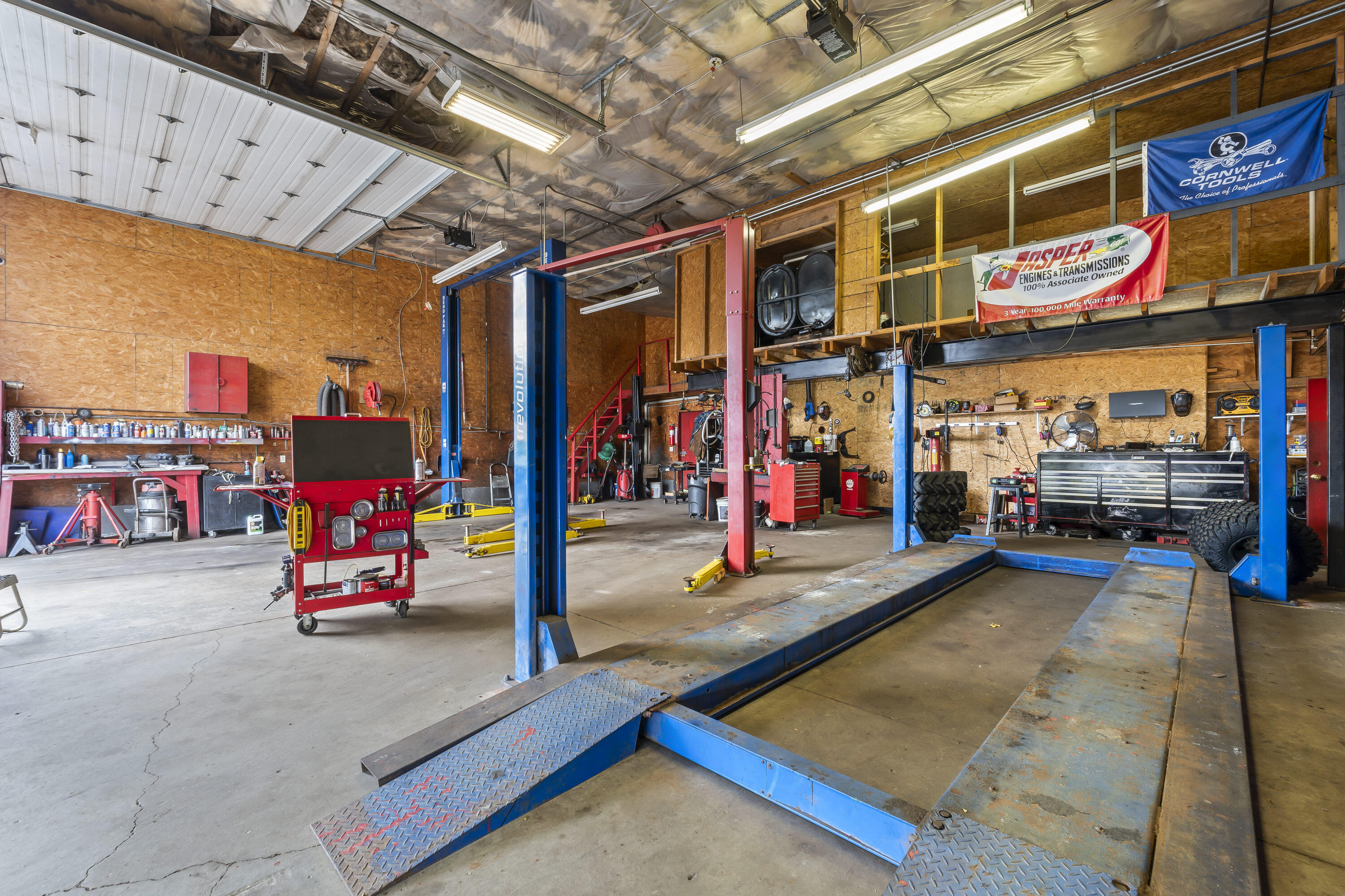 main property photo 26