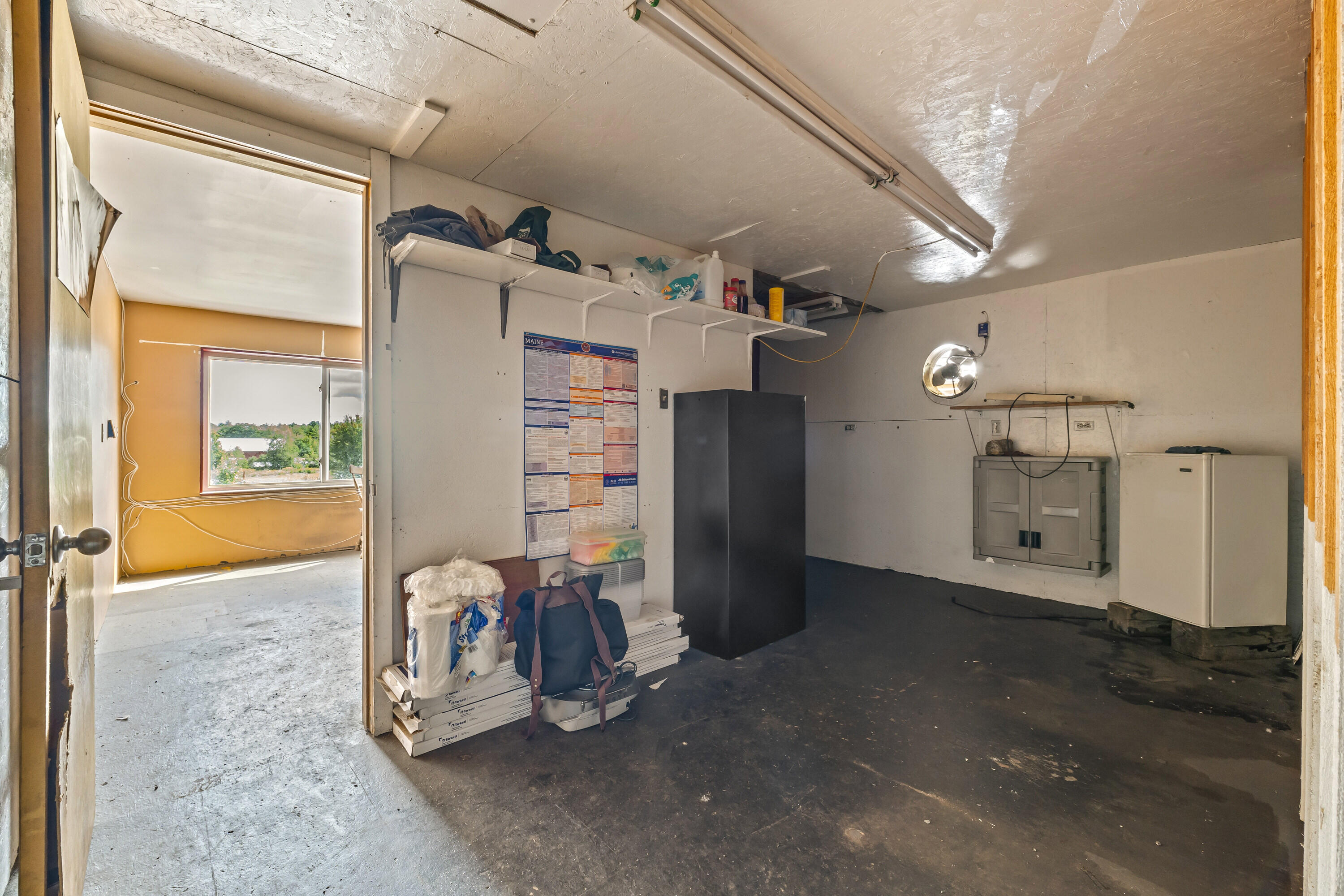 main property photo 37