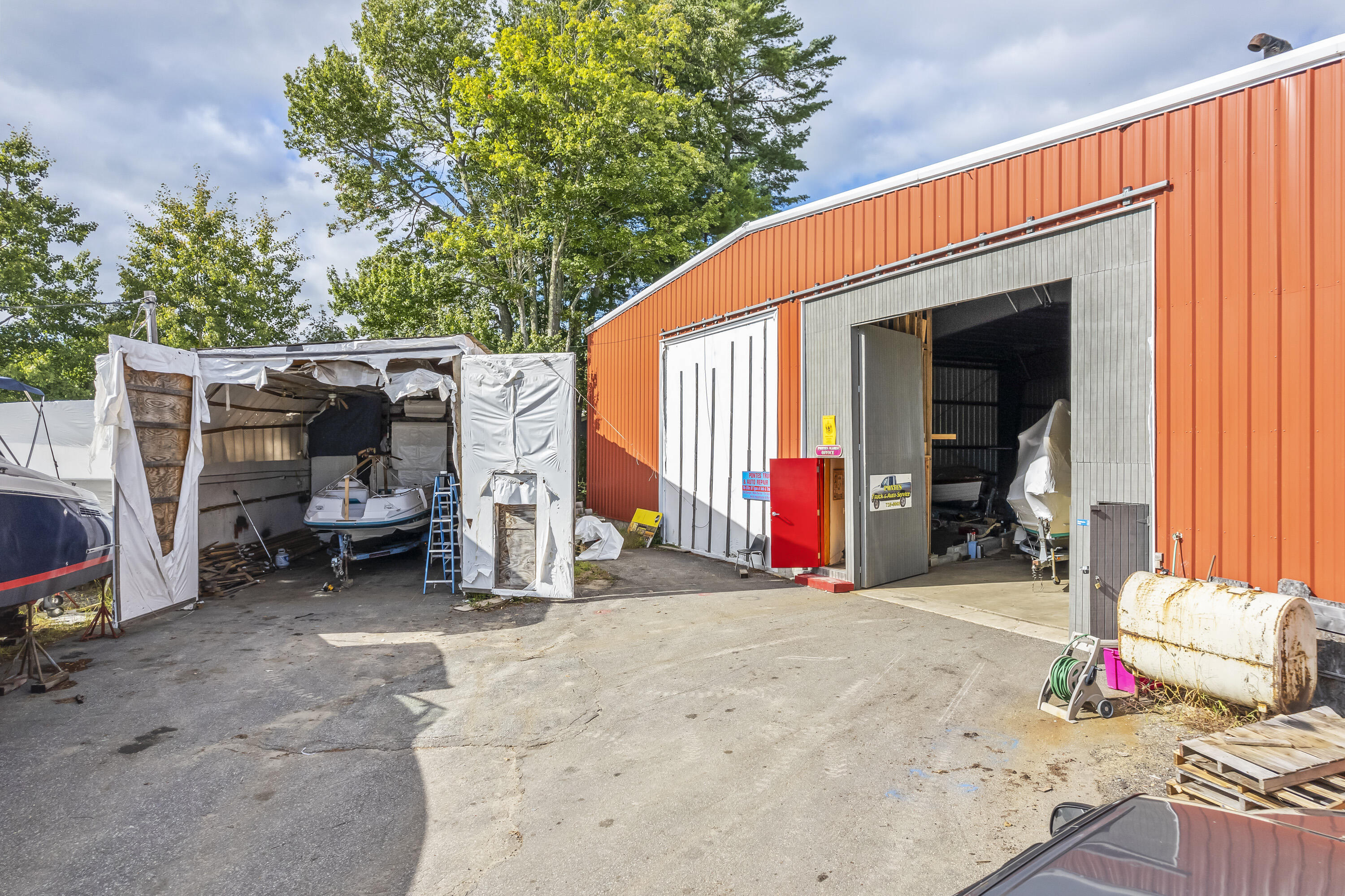 main property photo 50